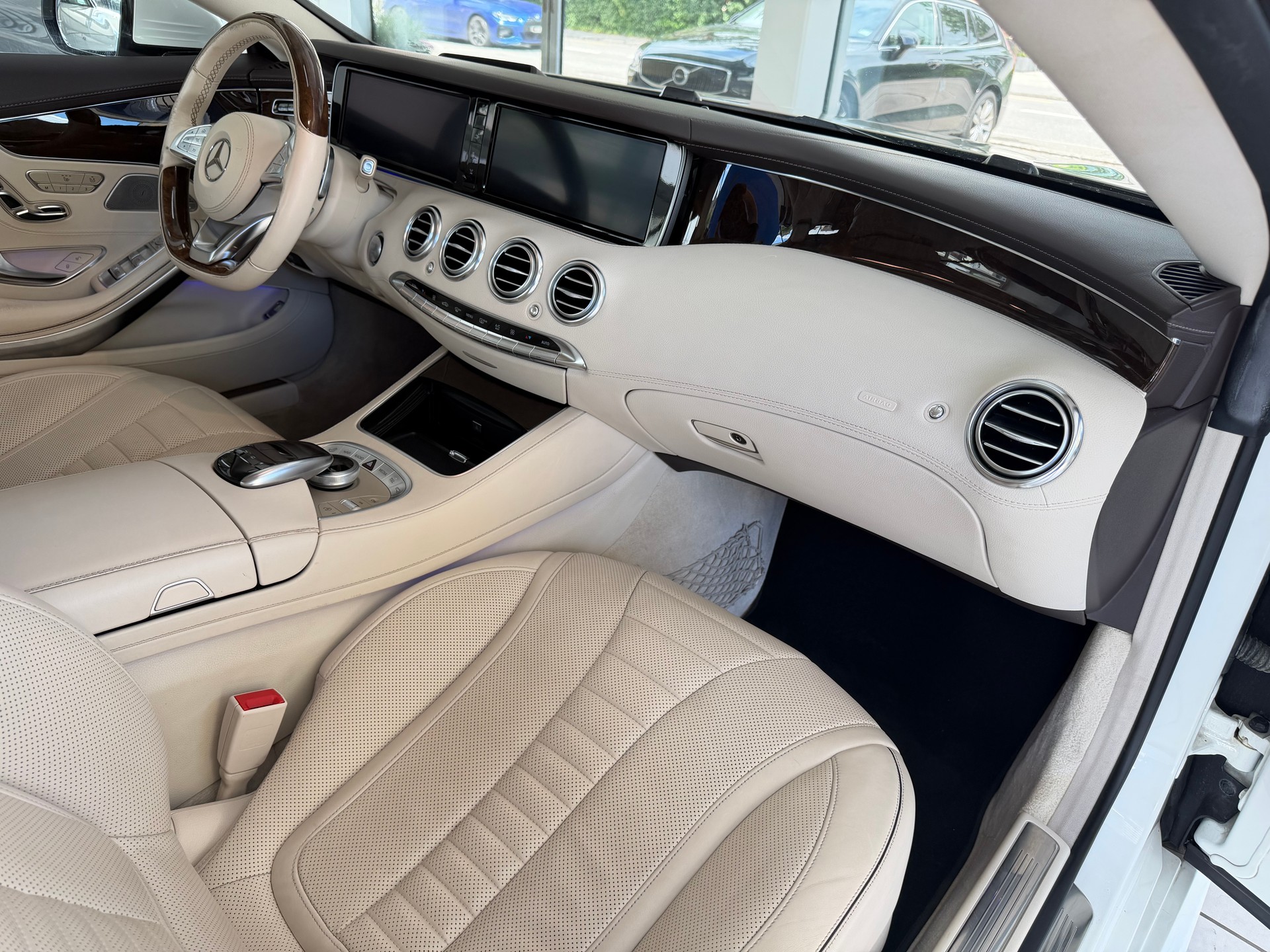 MERCEDES-BENZ S 500 Coupé 4Matic 7G-Tronic-image-12