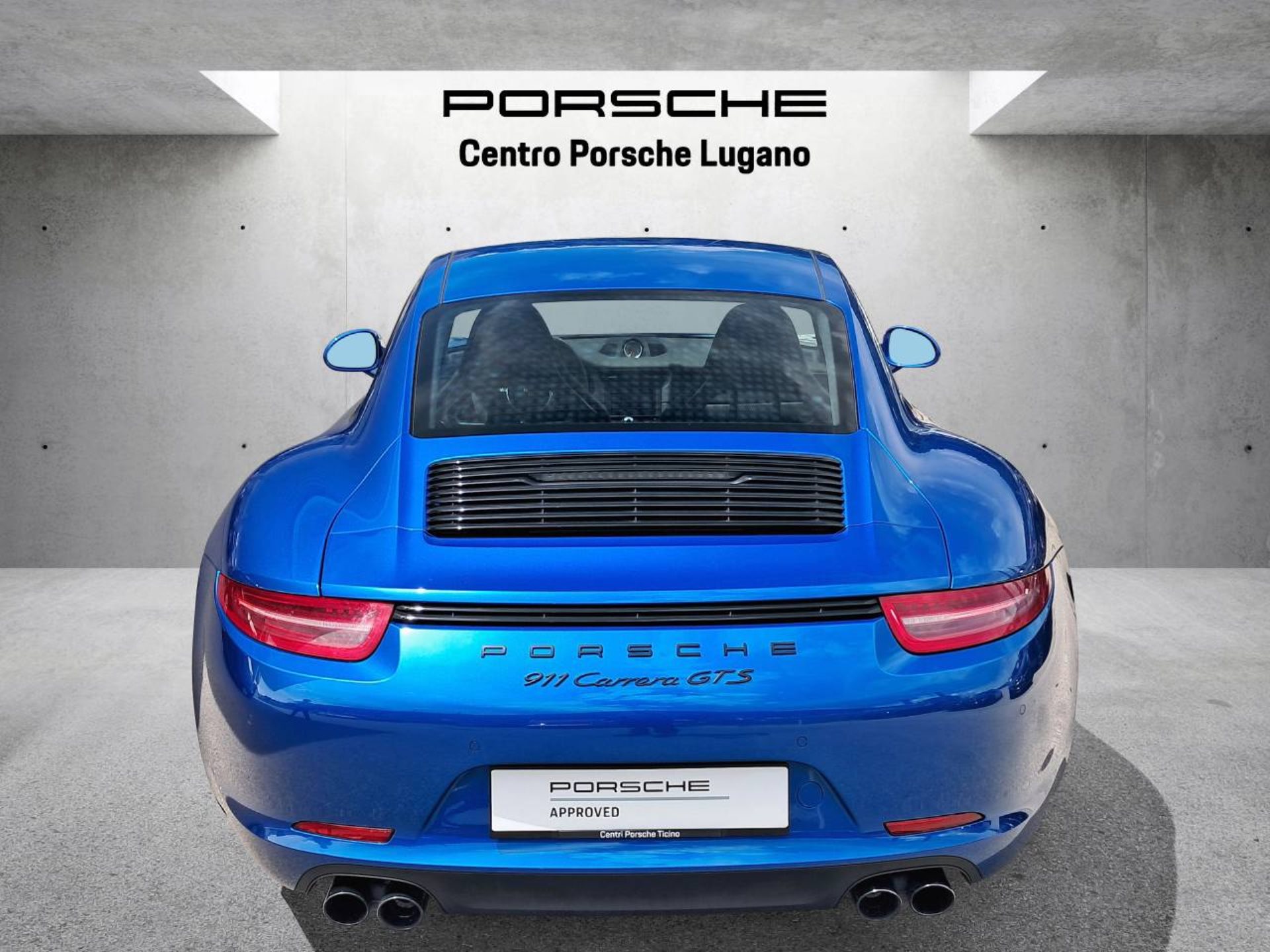PORSCHE 911 Carrera GTS-image-10