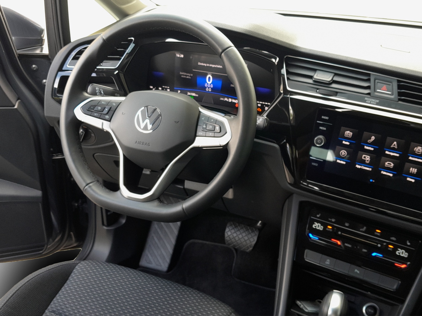 VW Touran 1.5 TSI EVO Comfortline DSG-image-8
