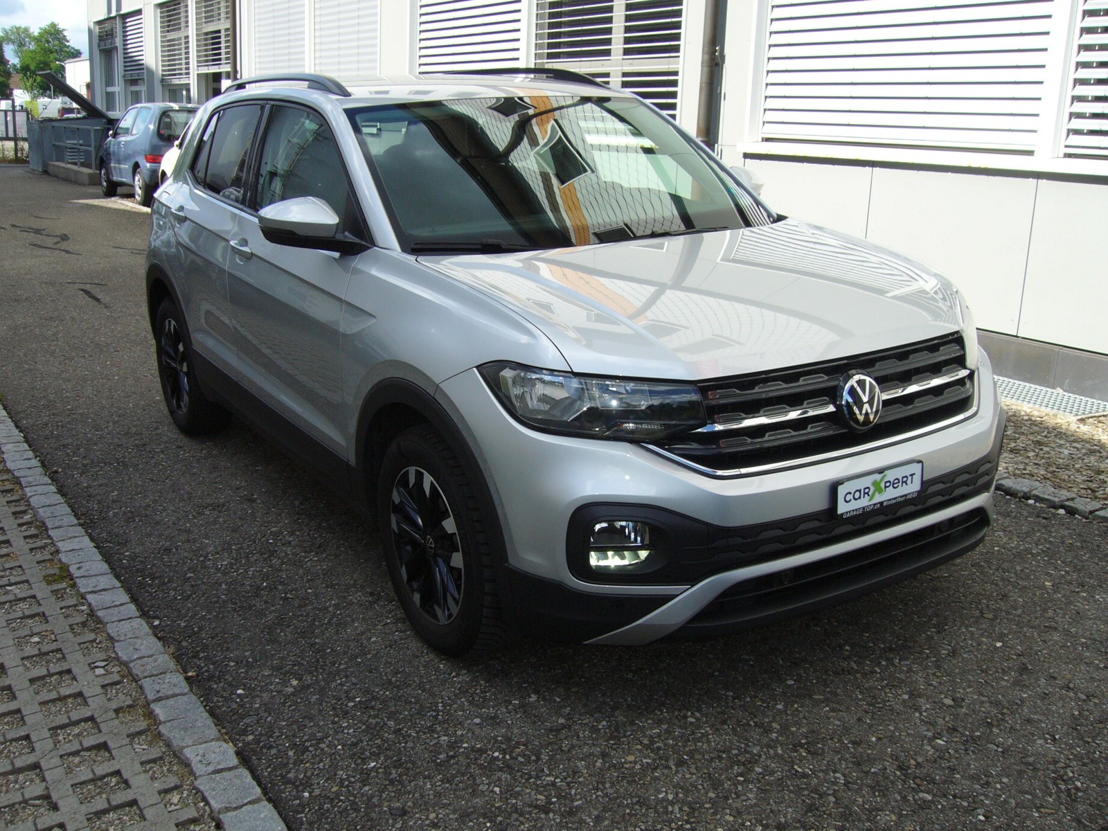 VW T-Cross 1.0 TSI Life-showroom-element-1