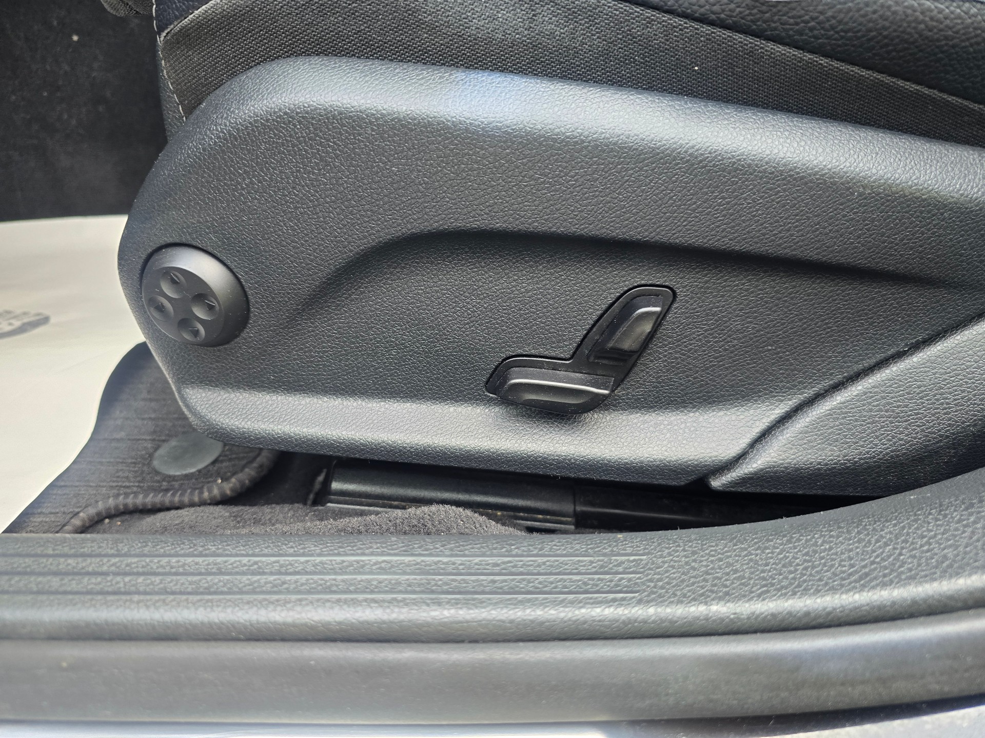 MERCEDES-BENZ C 220 BlueTEC Exclusive 7G-Tronic-image-16