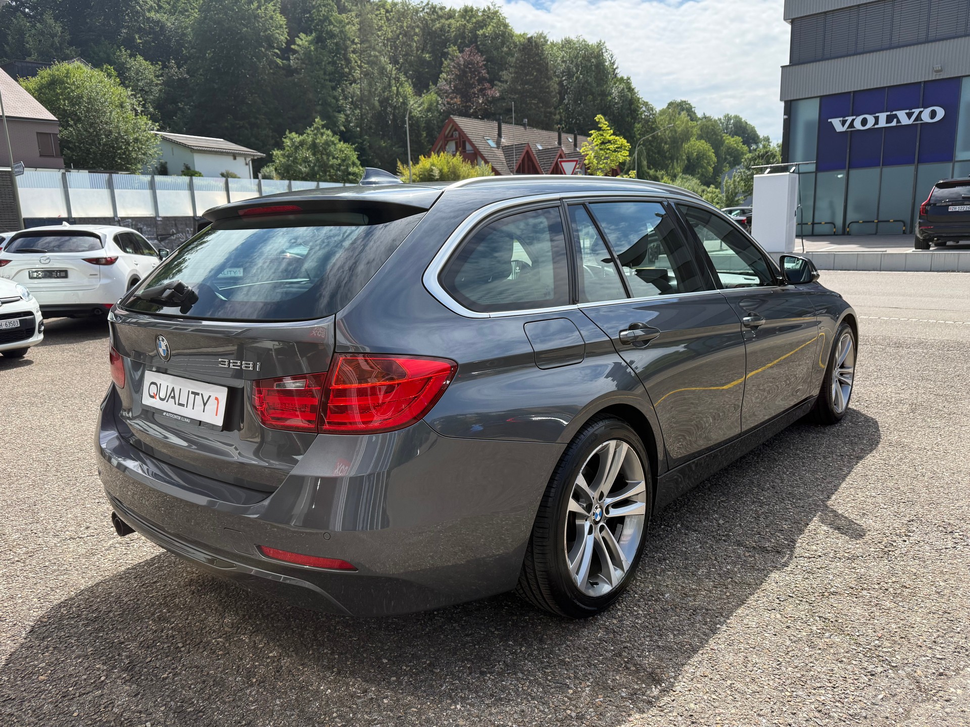 BMW 328i Touring Sport Line Steptronic-image-3