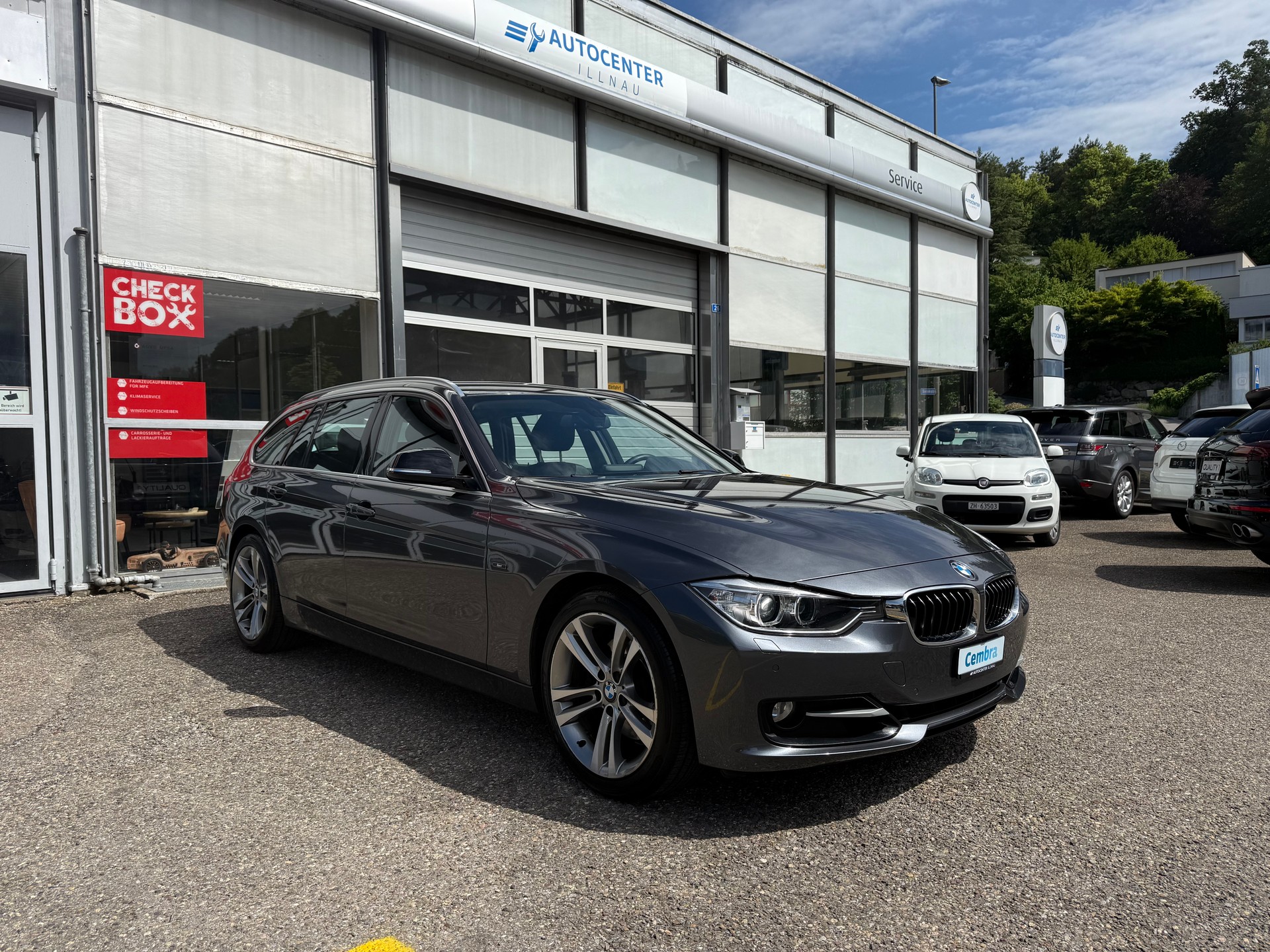 BMW 328i Touring Sport Line Steptronic-image-2