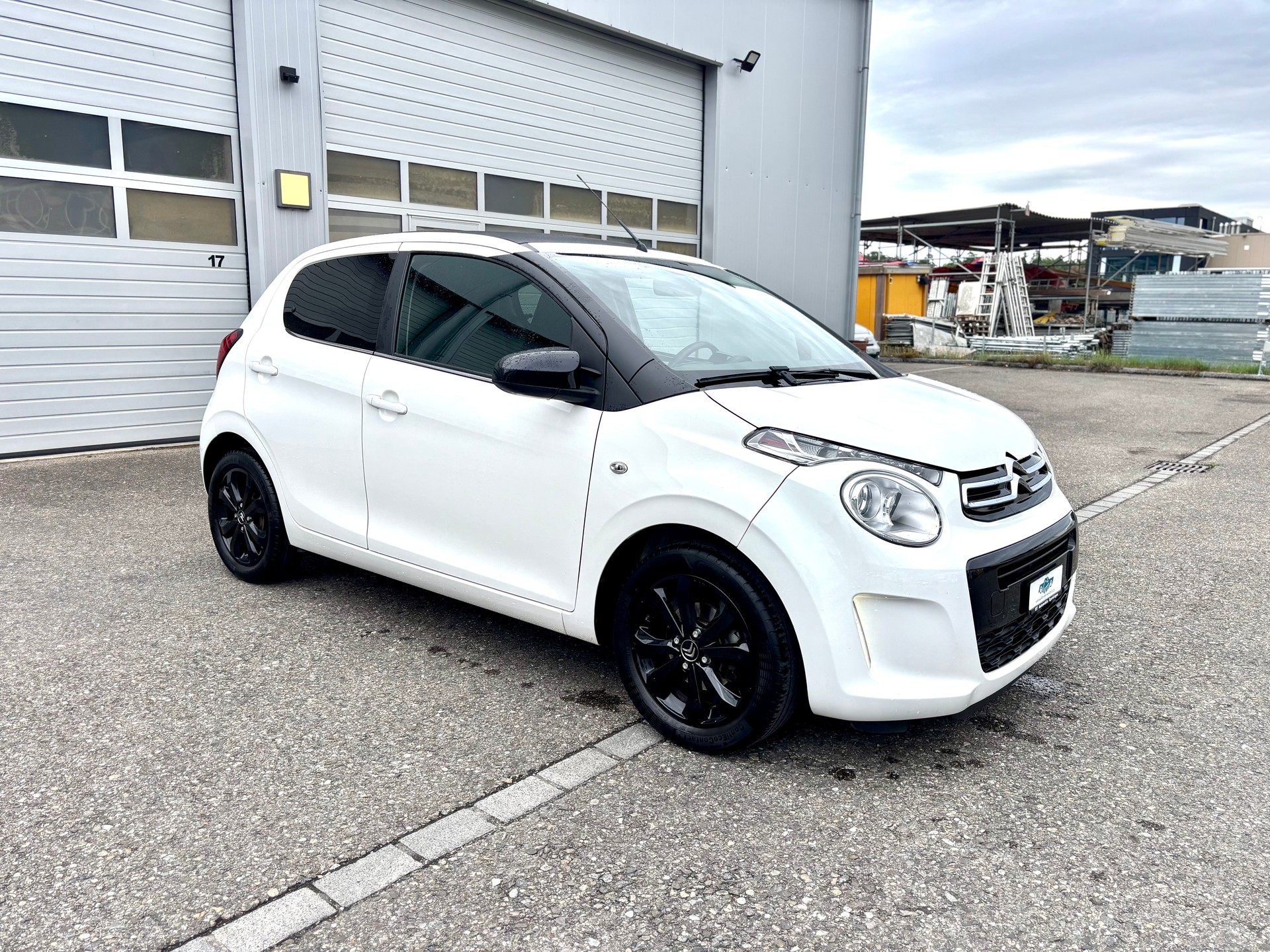 CITROEN C1 1.0 VTi ETG5 Feel Edition Airscape-showroom-element-2