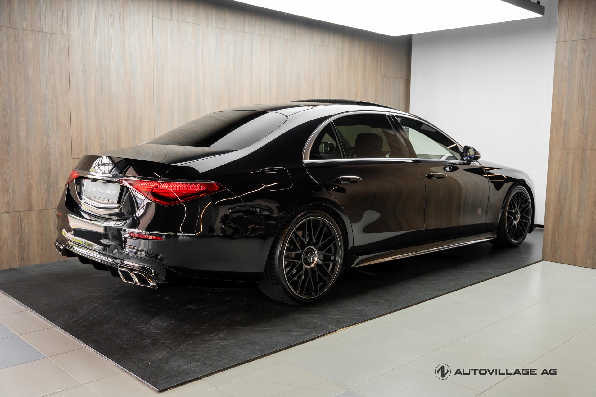MERCEDES-BENZ S 350 d L 4Matic AMG Line 9G-Tronic-showroom-element-1