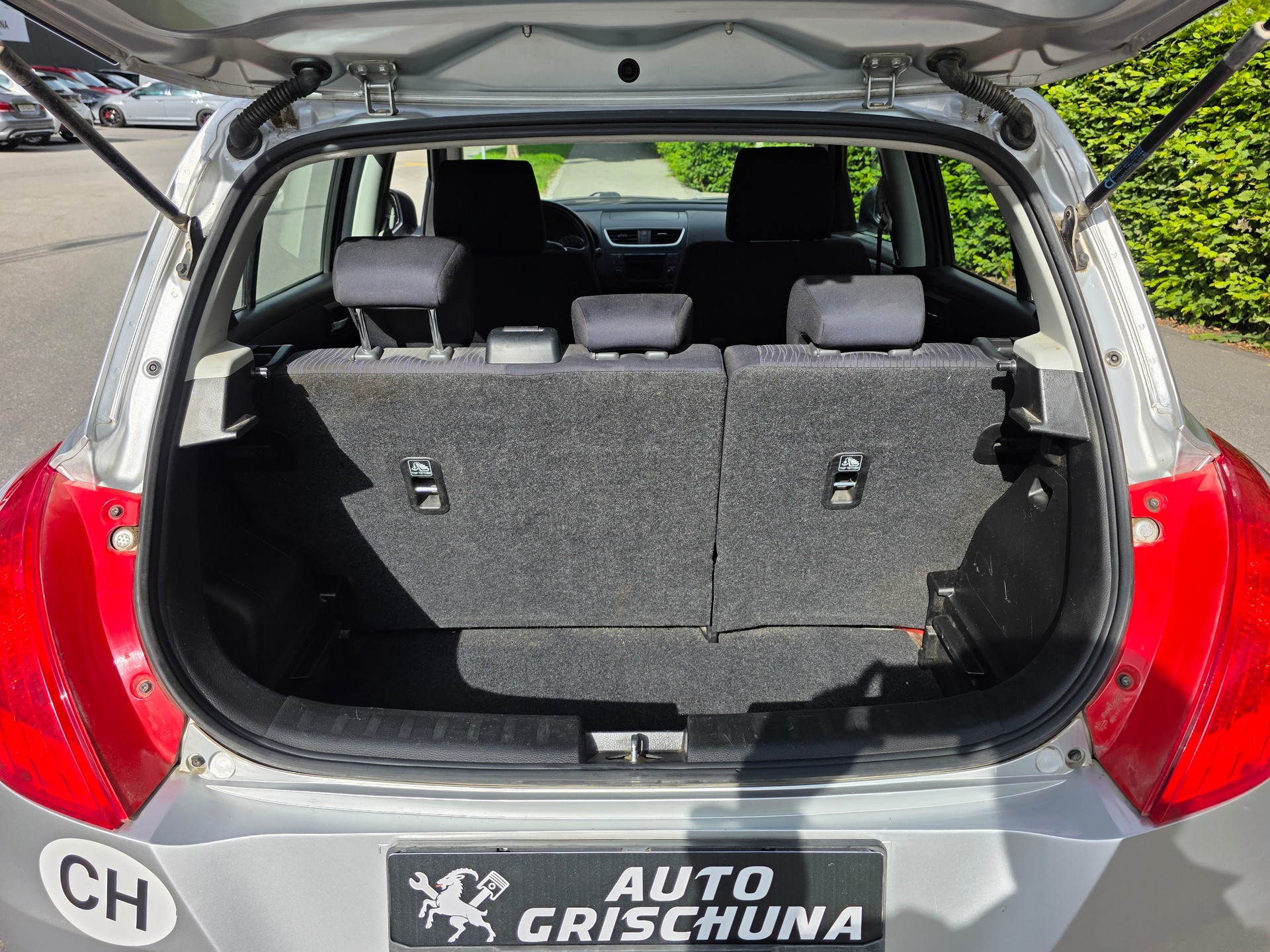 SUZUKI Swift 1.2i 16V GL Top 4x4-image-9