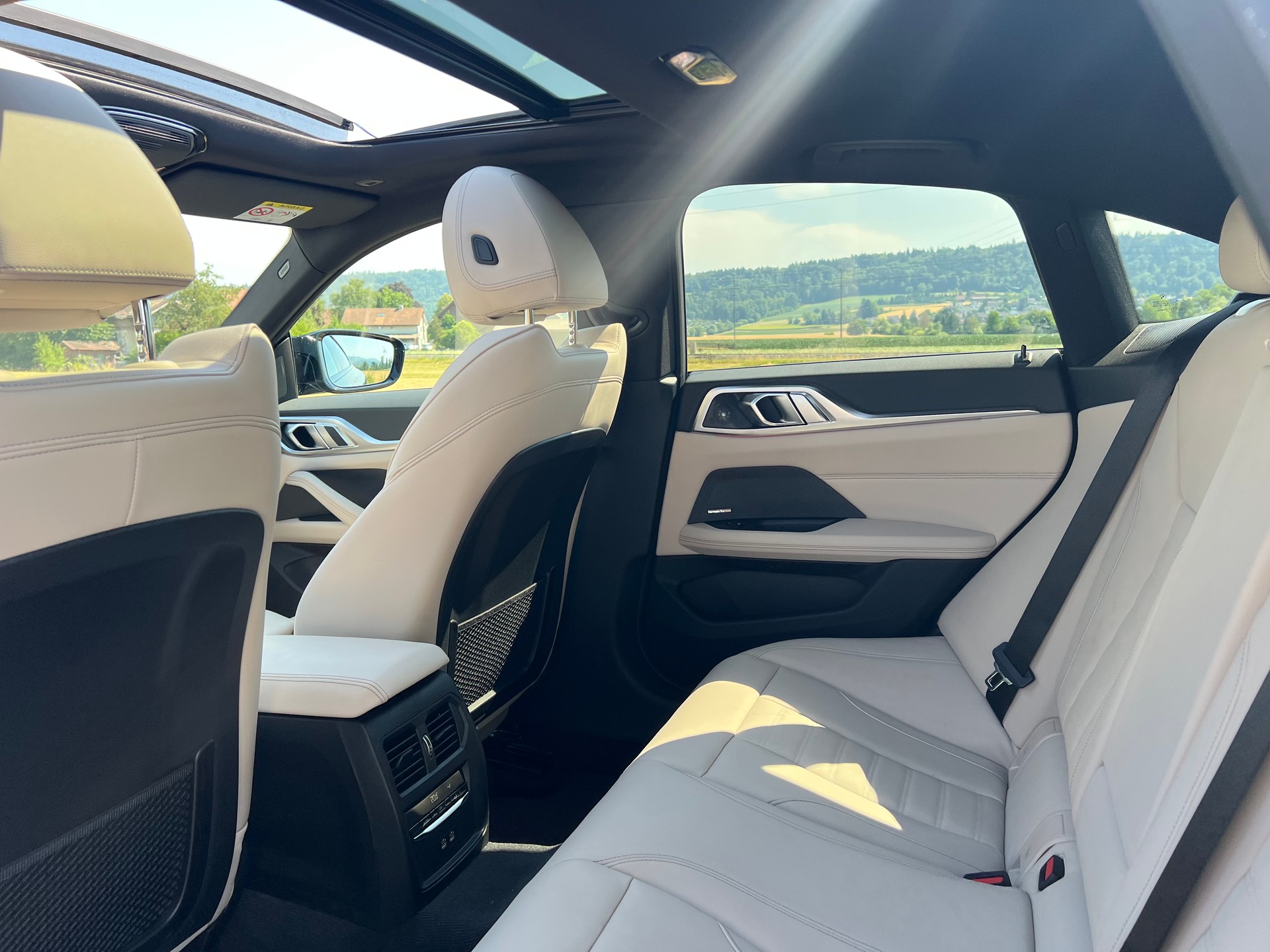 BMW M440i xDrive 48V***388 PS***Gran Coupé Steptronic- 360°-Kamera-image-25