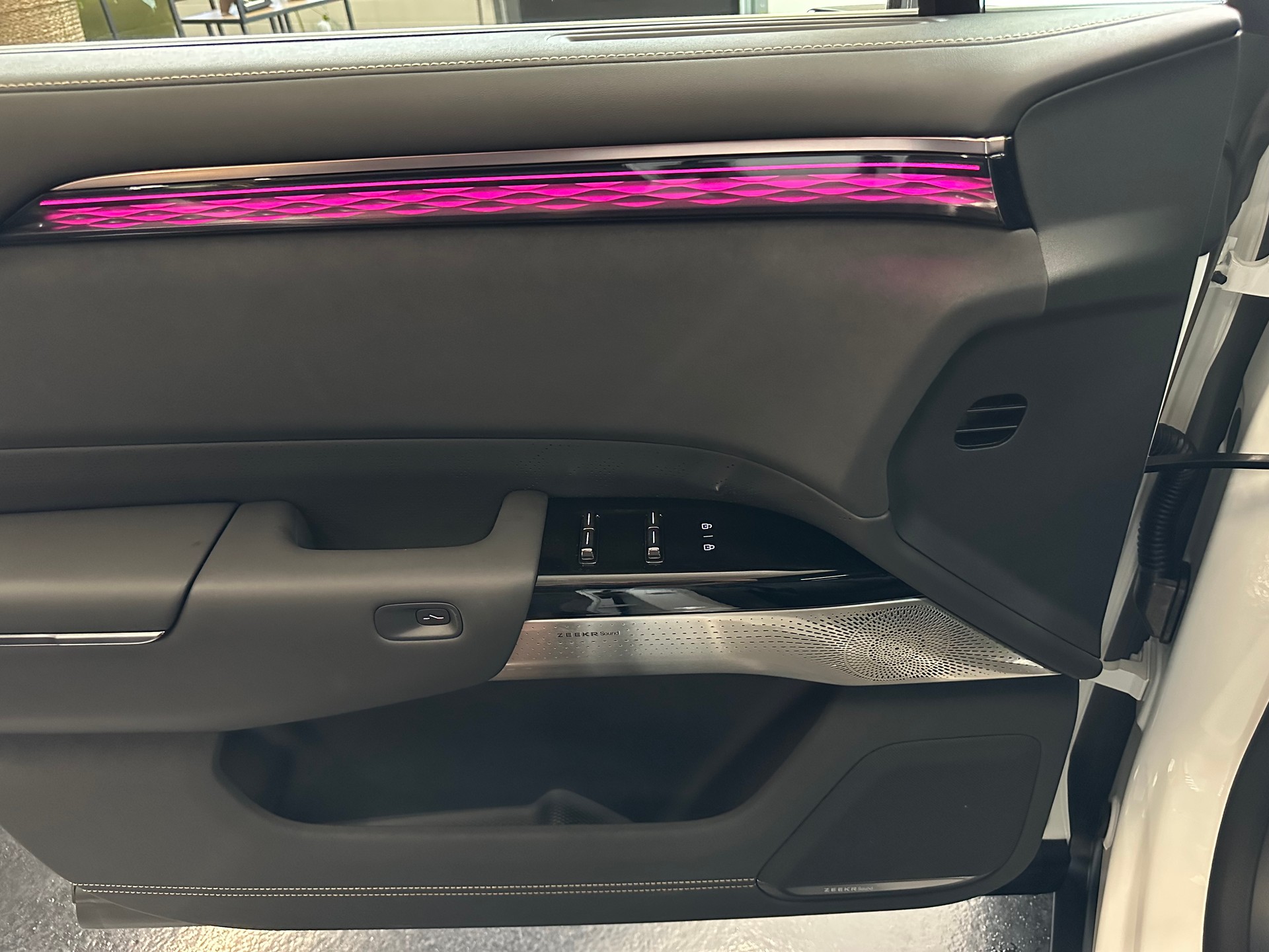 ZEEKR 7X 100kWh Privilege AWD-image-16