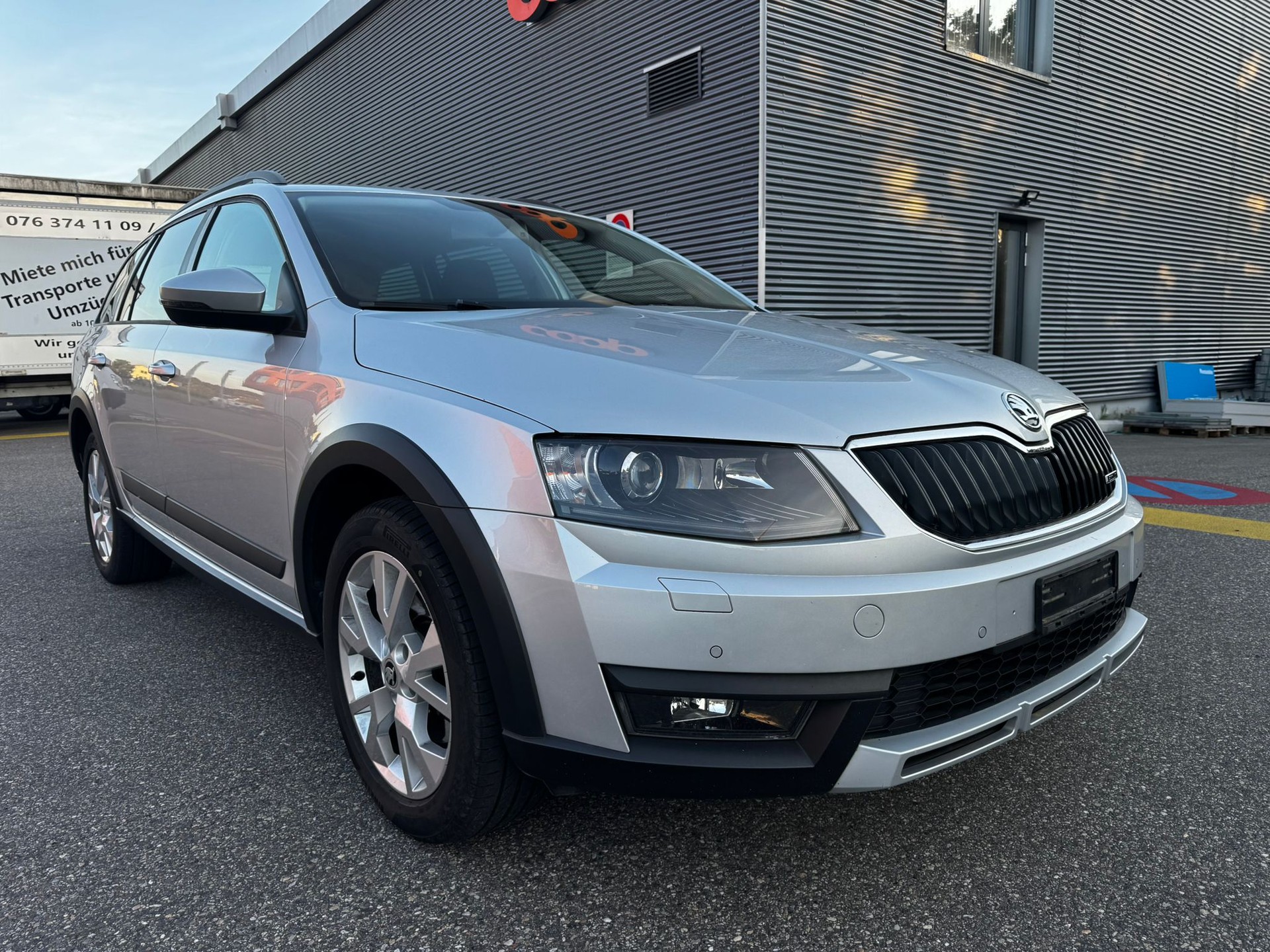 SKODA Octavia Combi 2.0 TDI Scout 4x4 DSG