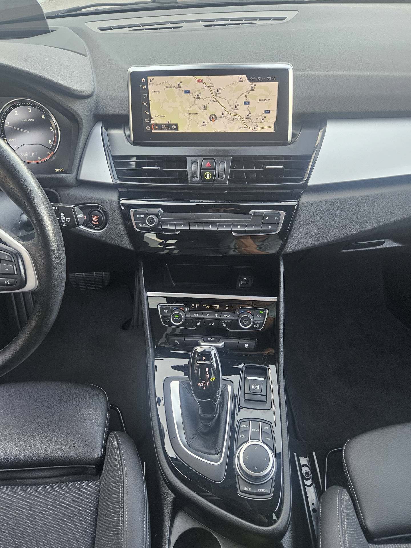 BMW 220xd Gran Tourer * Frisch ab MFK * Head-Up Display * Rückfahrkamera * Navi * Sitzheizung *-image-10