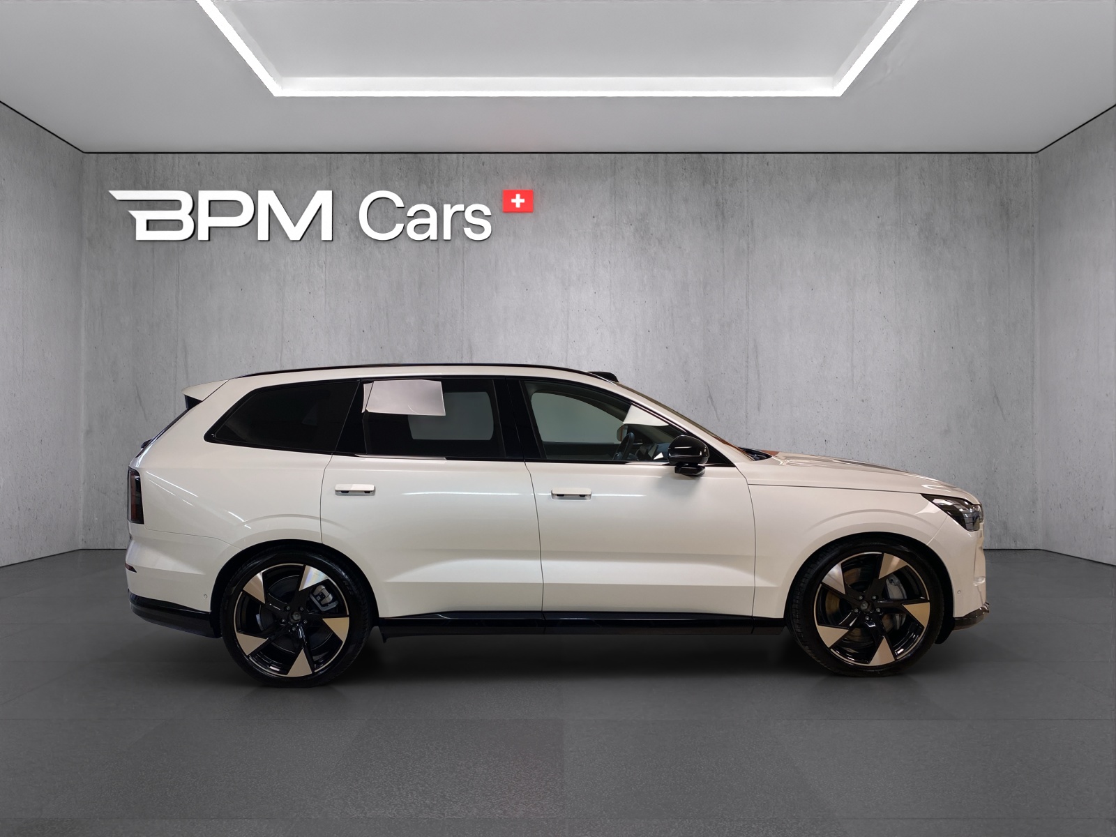 VOLVO EX90 Twin 111 kWh Ultra AWD-image-17