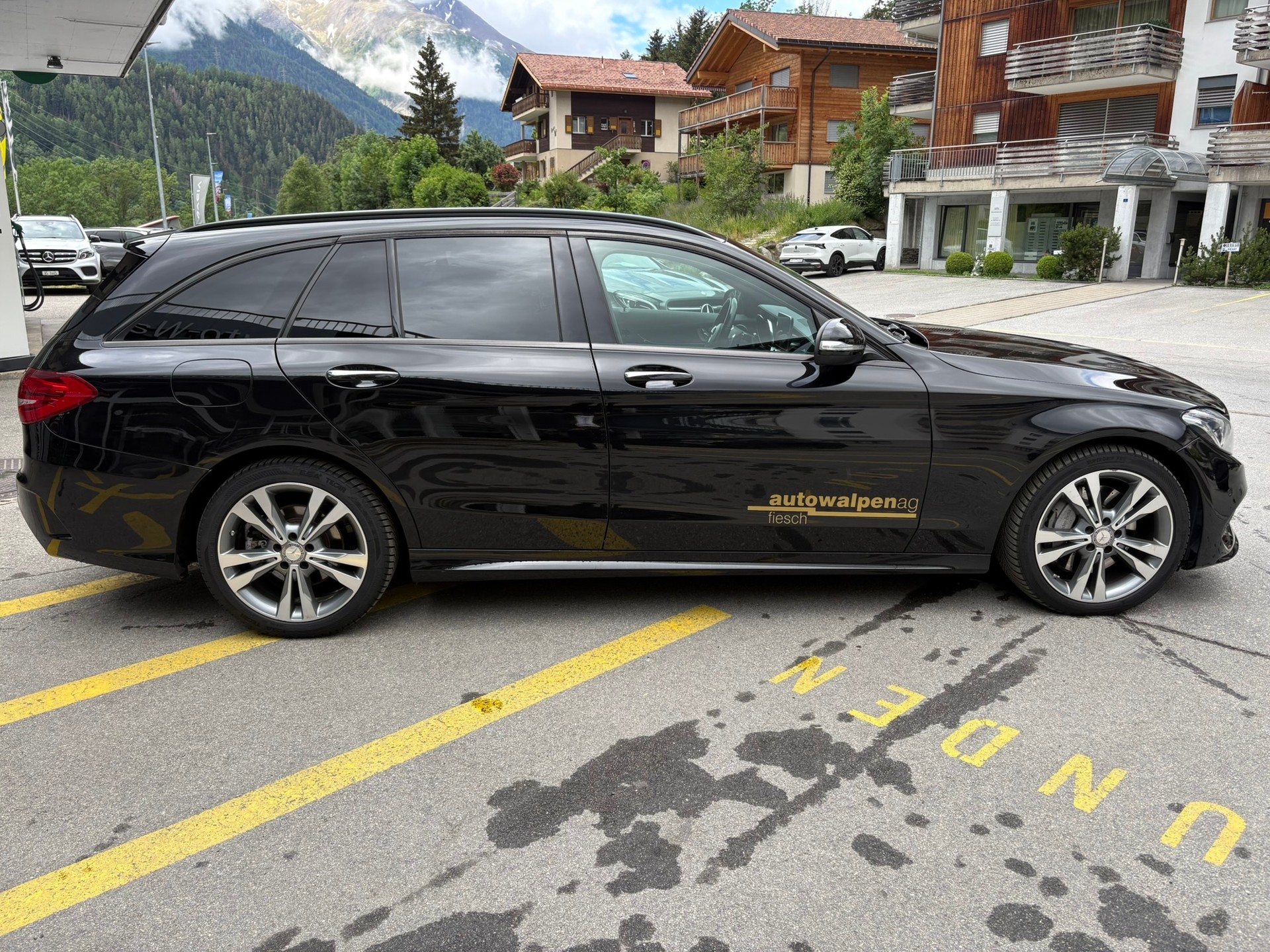MERCEDES-BENZ C 250 BlueTEC AMG Line 4M-showroom-element-3