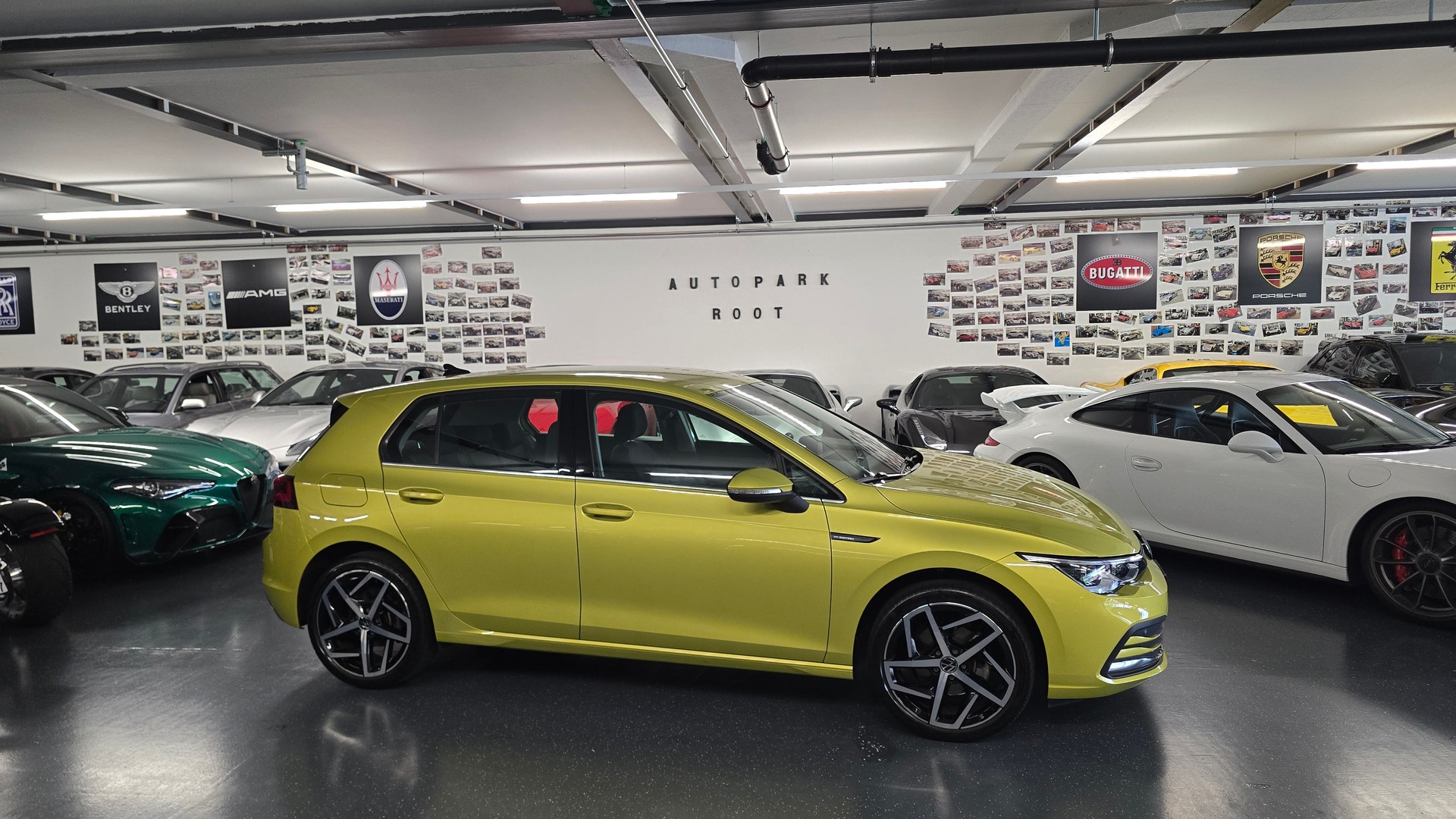 VW Golf 1.5 eTSI mHEV ACT First Edition DSG-showroom-element-3