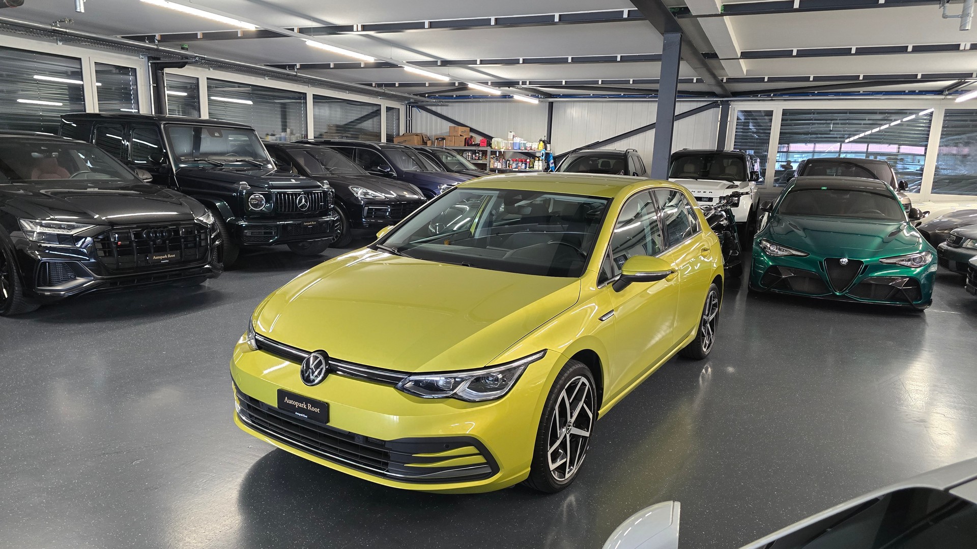 VW Golf 1.5 eTSI mHEV ACT First Edition DSG-image-12