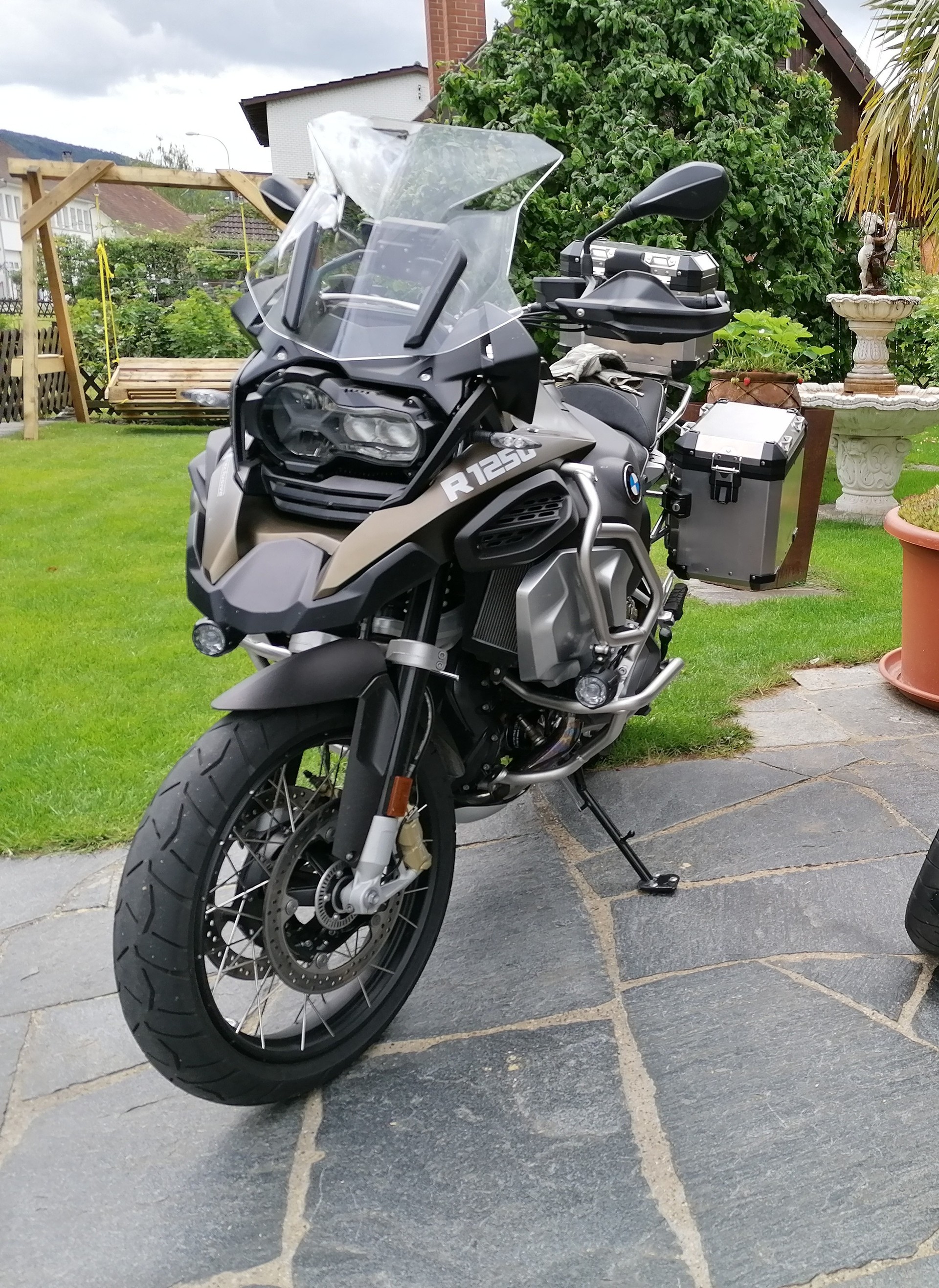 BMW R 1250 GS Adventure ABS-image-1