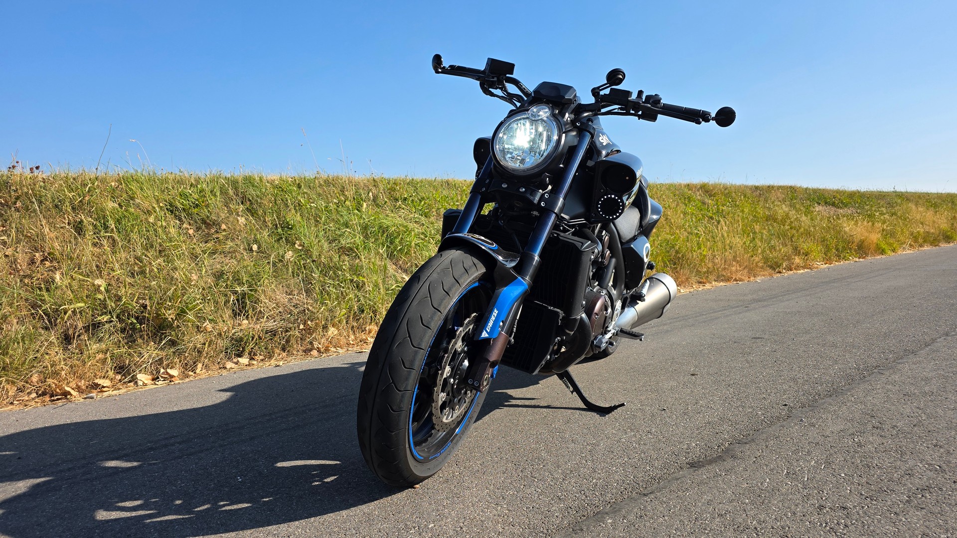 YAMAHA V-MAX-image-4