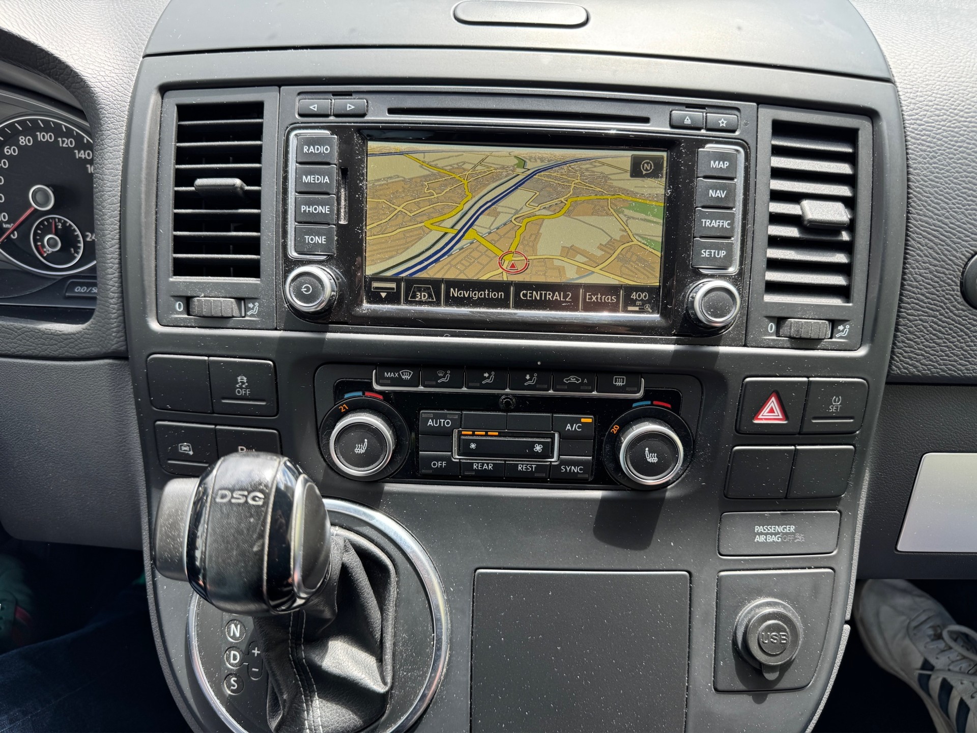 VW Multivan 2.0 4Motion DSG Edition25-image-13