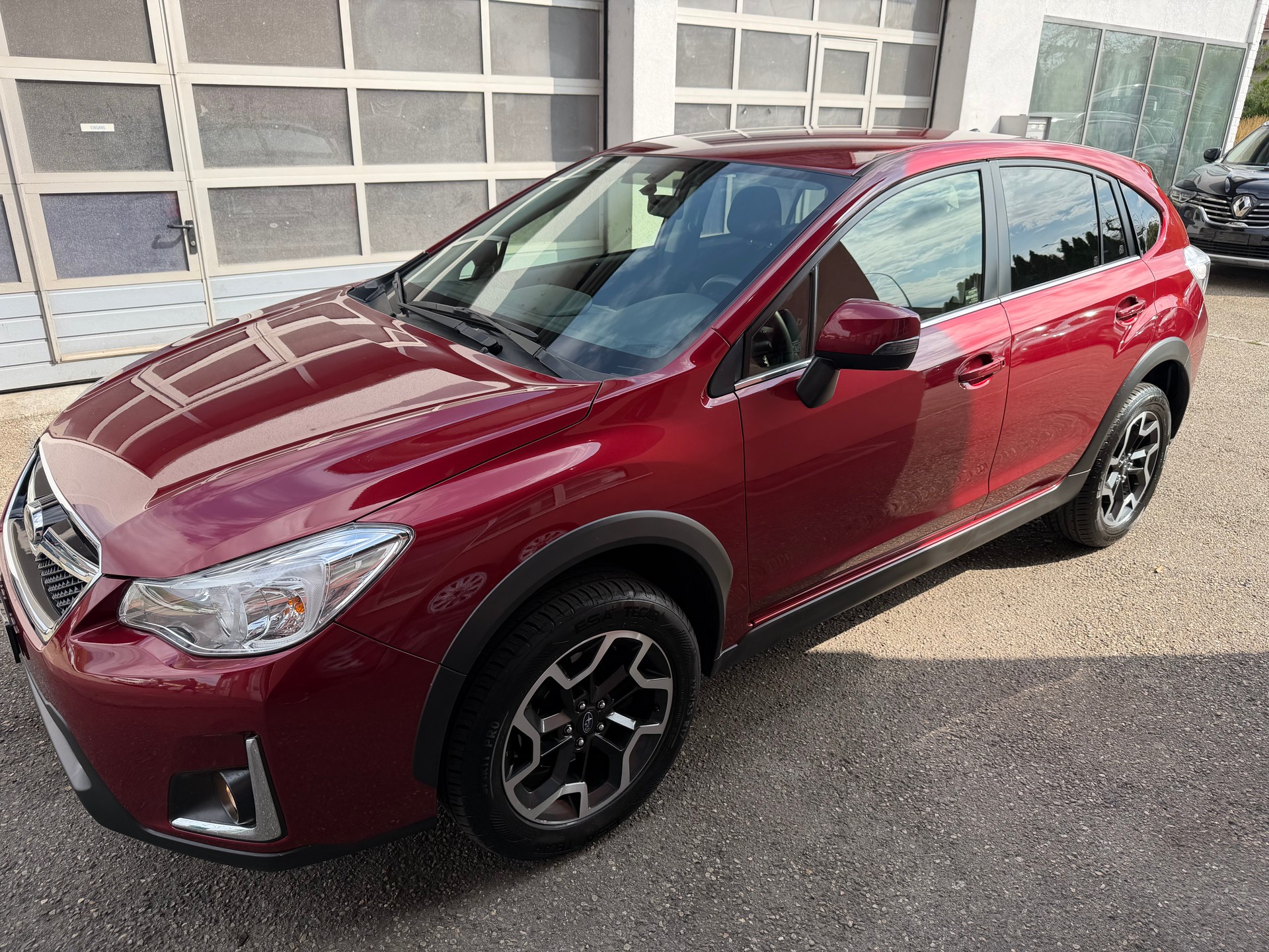SUBARU XV 2.0 Swiss Two AWD CVT-image-2