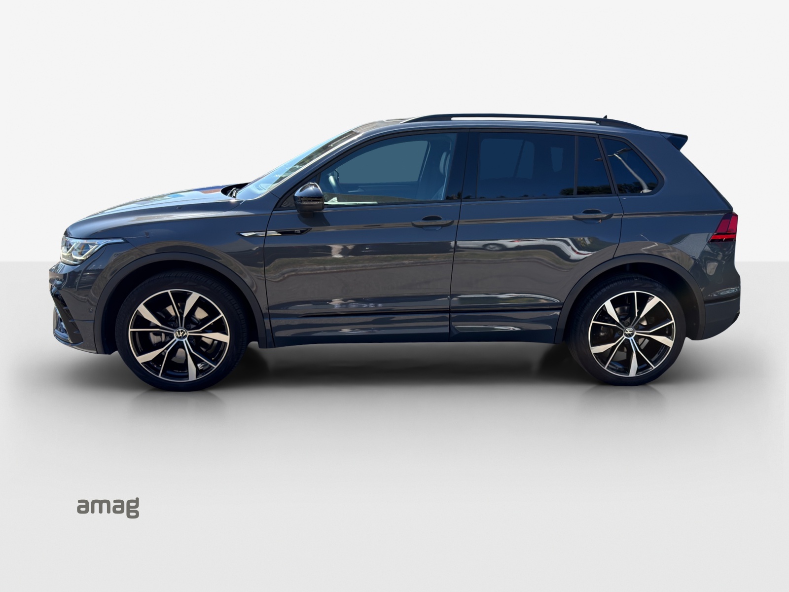 VW Tiguan 2.0TSI R-Line 4Motion DSG-showroom-element-1