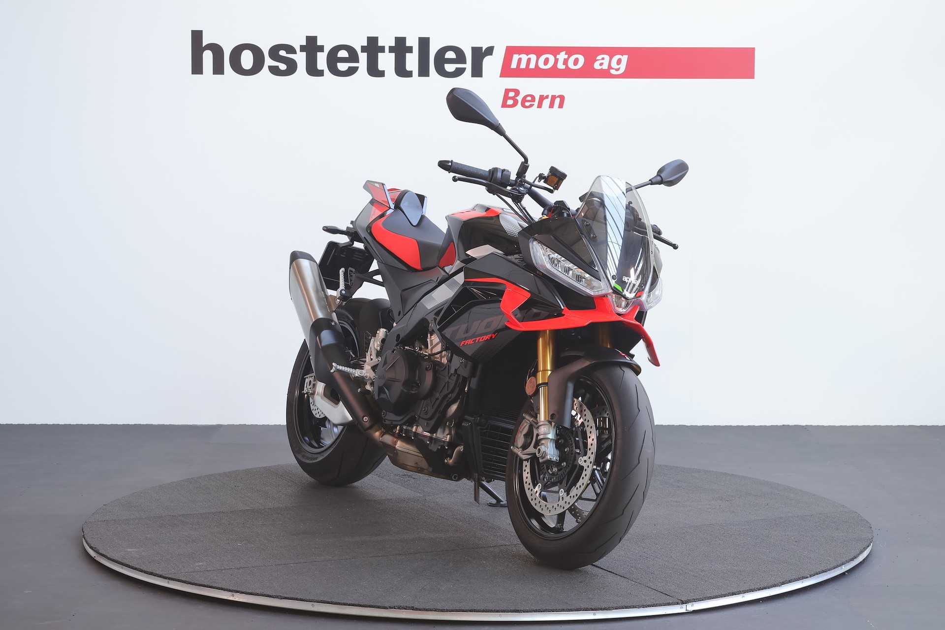 APRILIA Tuono V4 Factory-image-0