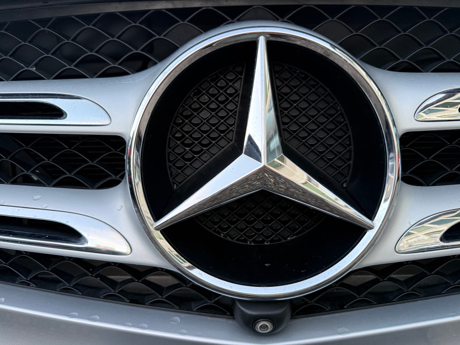 MERCEDES-BENZ GLC 250 d AMG Line 4Matic 9G-Tronic-image-14