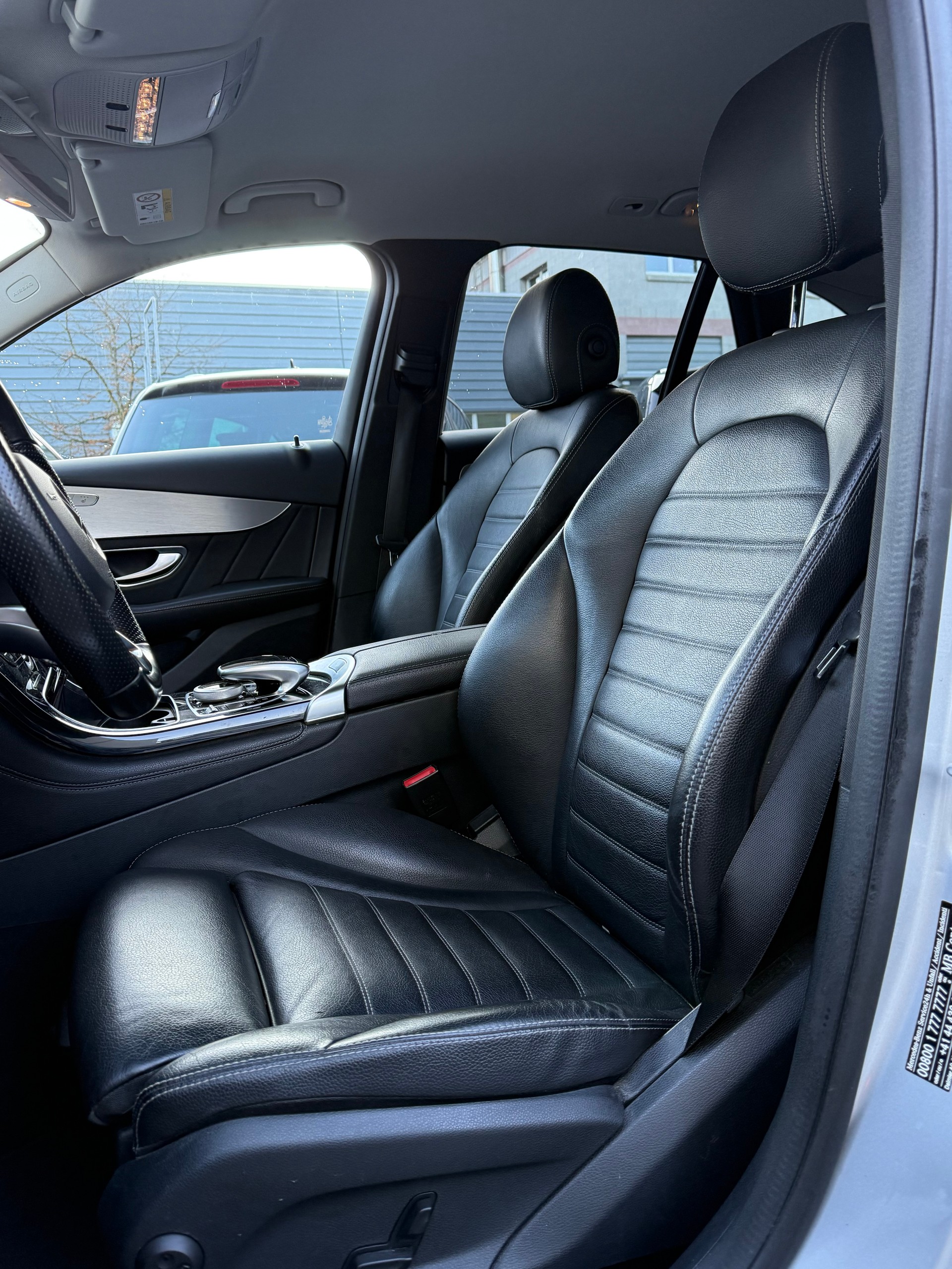 MERCEDES-BENZ GLC 250 d AMG Line 4Matic 9G-Tronic-image-4