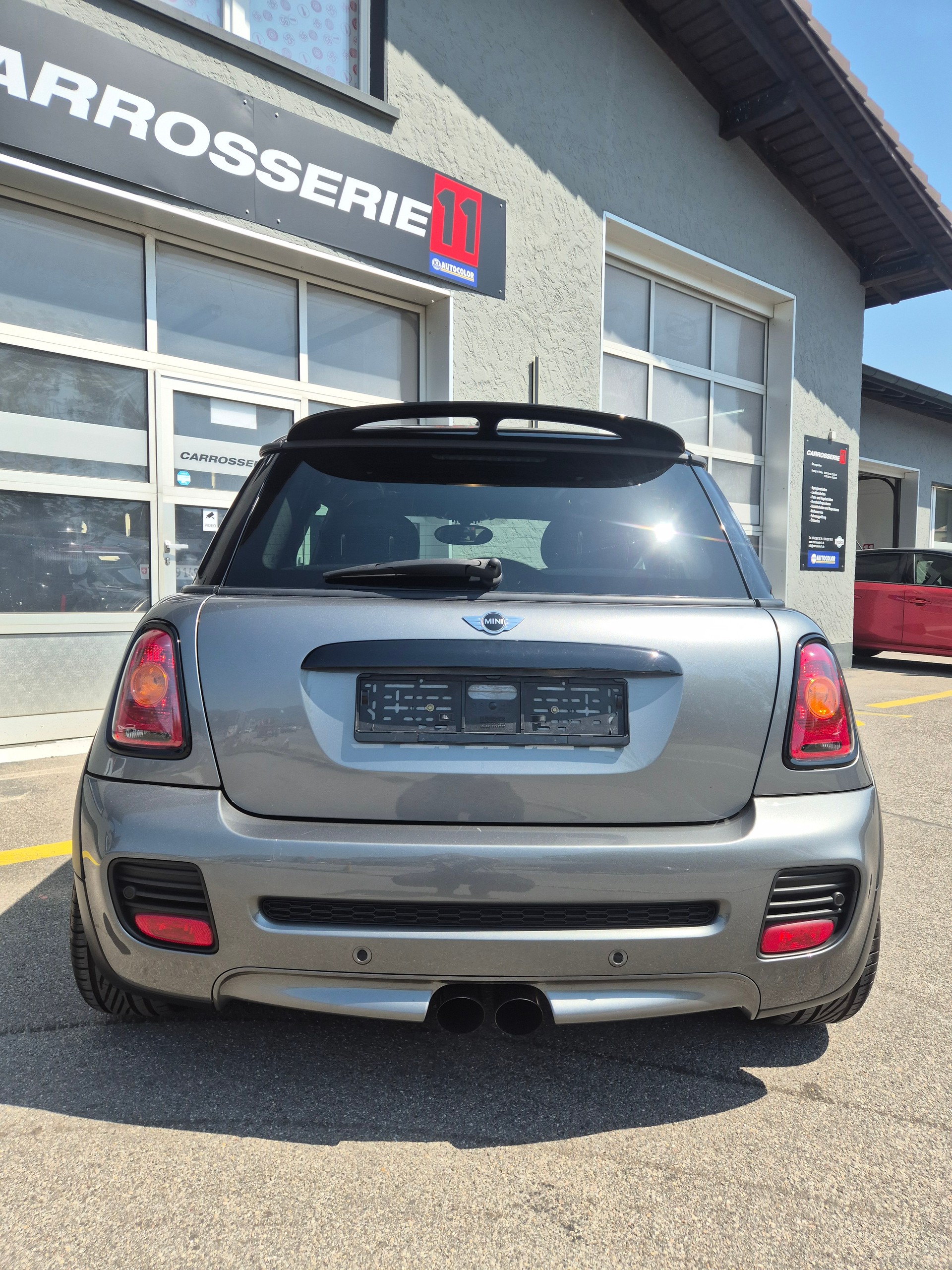 MINI Cooper John Cooper Works-image-7