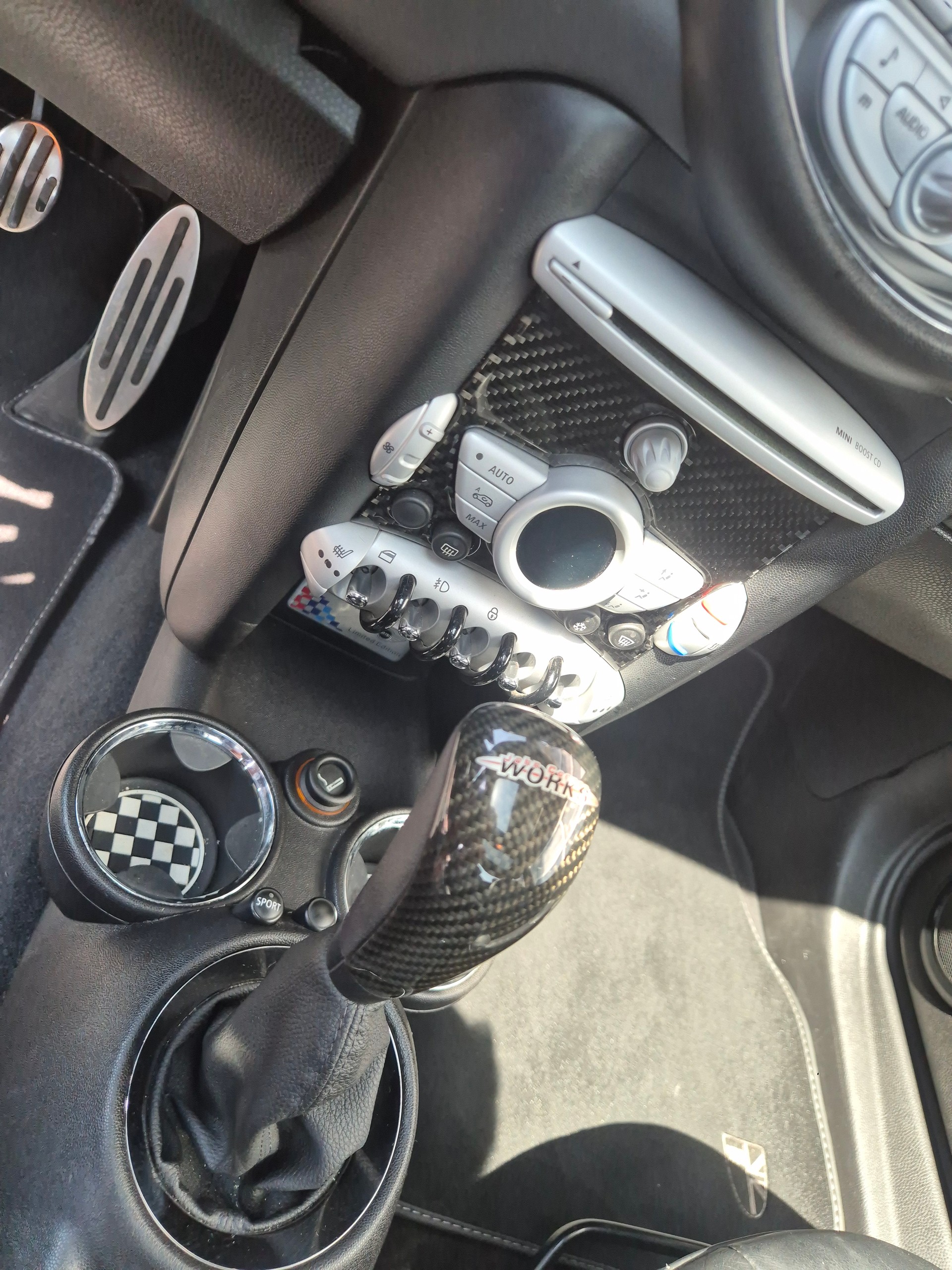 MINI Cooper John Cooper Works-image-10