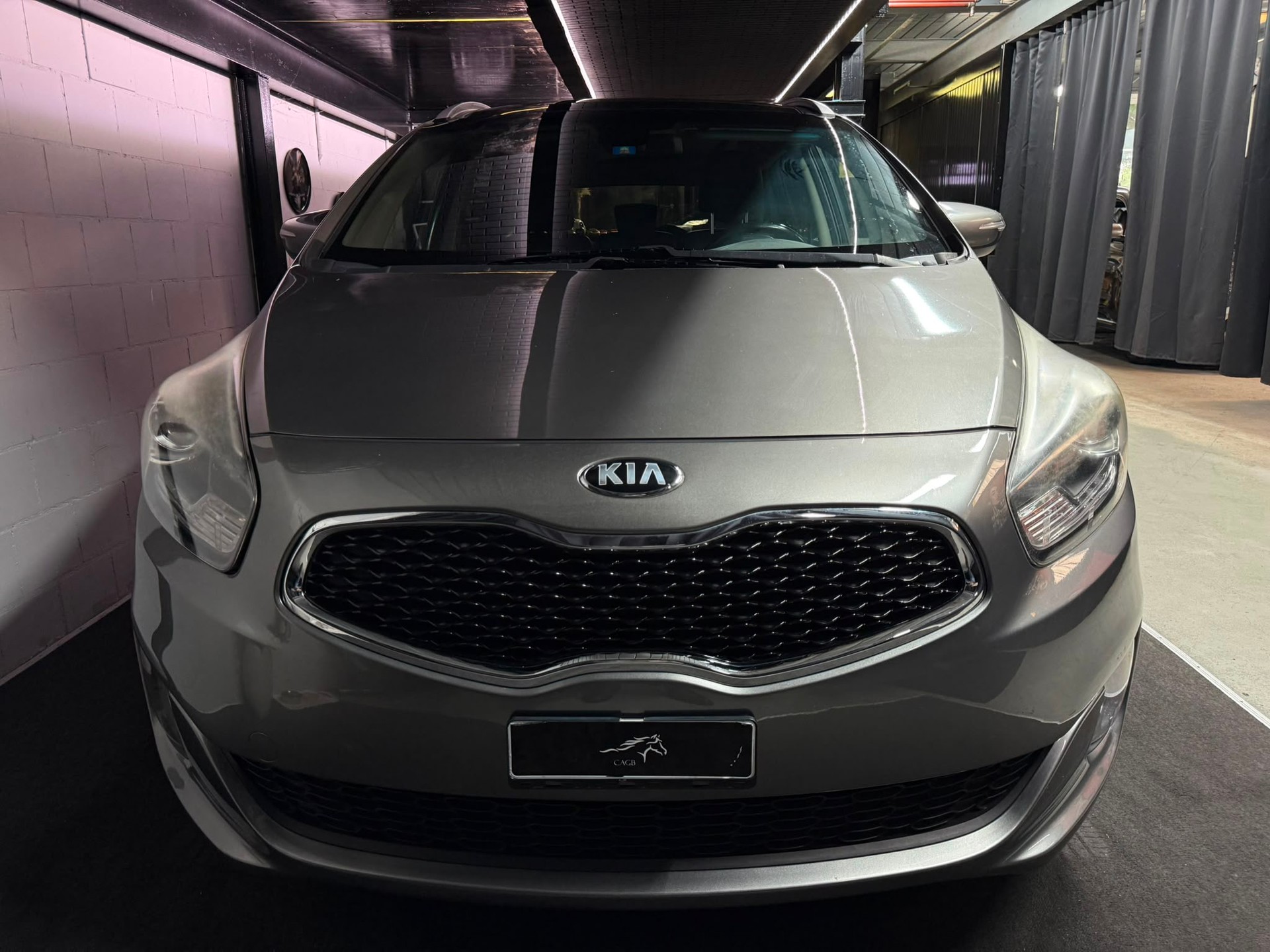 KIA Carens 1.6 GDI Swiss Eco Edition / 7 PLÄTZE /-showroom-element-3