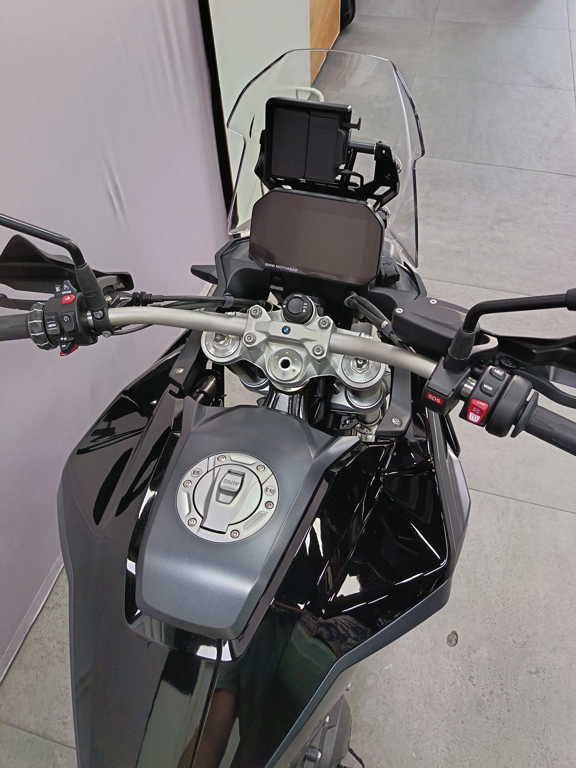 BMW F 900 GS *** Leasing 3.9% ***-image-4