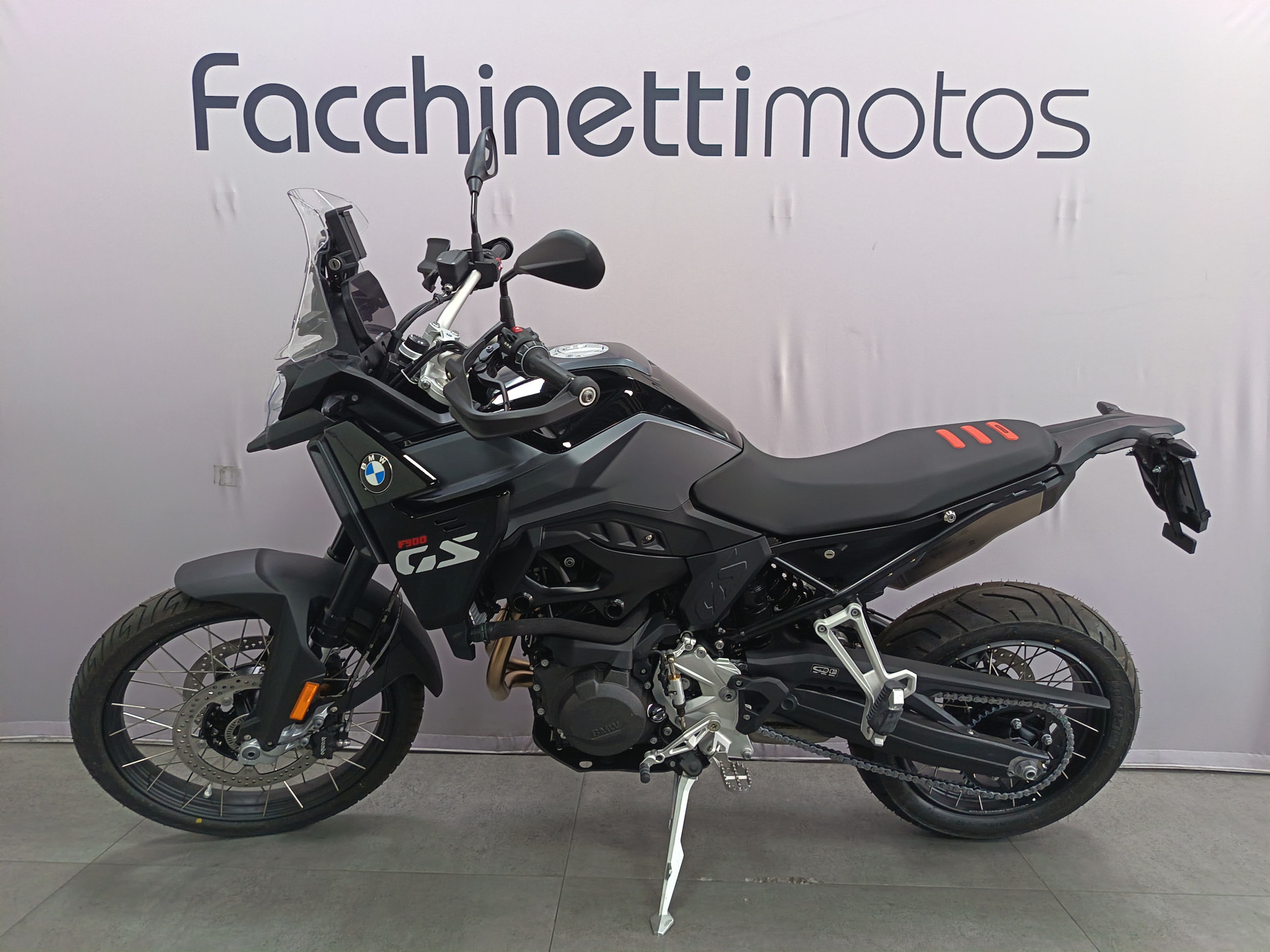 BMW F 900 GS *** Leasing 3.9% ***-image-3