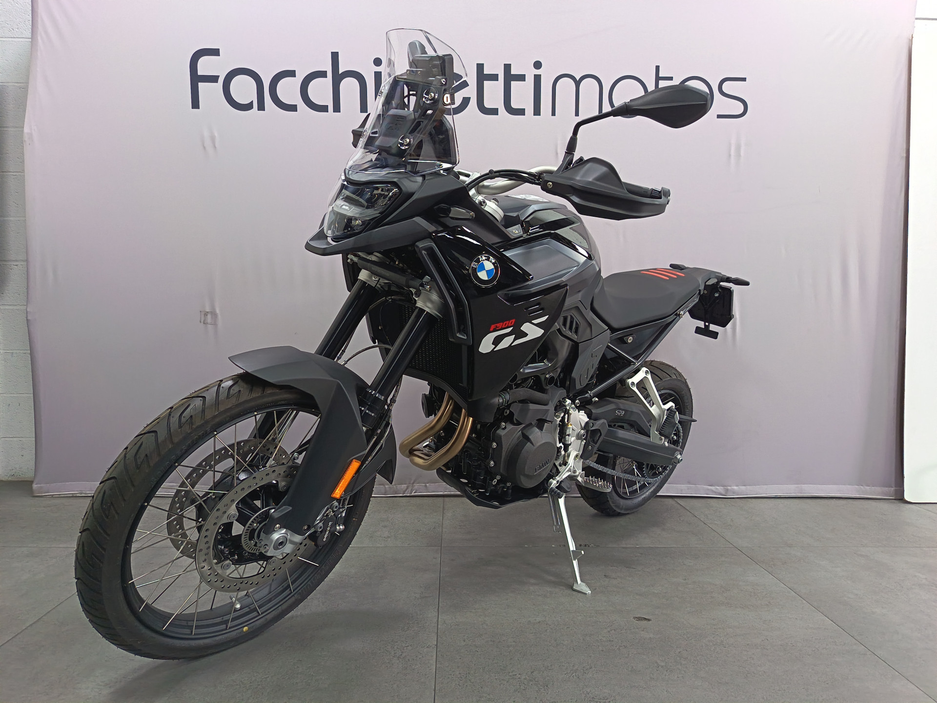 BMW F 900 GS *** Leasing 3.9% ***-image-2