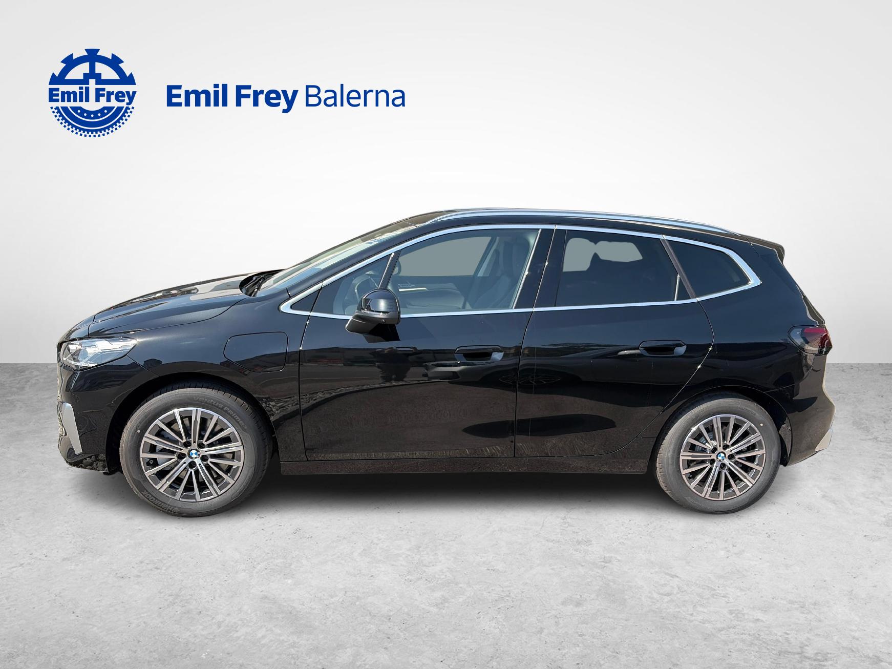 BMW 230e xDrive Active Tourer-showroom-element-1