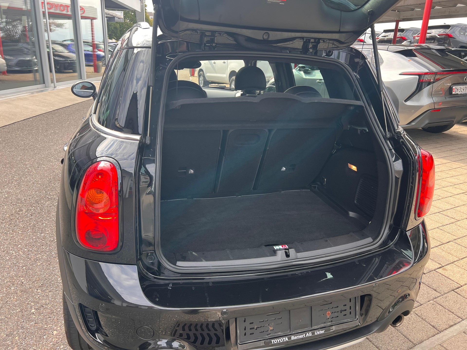 MINI Countryman R60 1.6i Cooper S ALL4-image-6