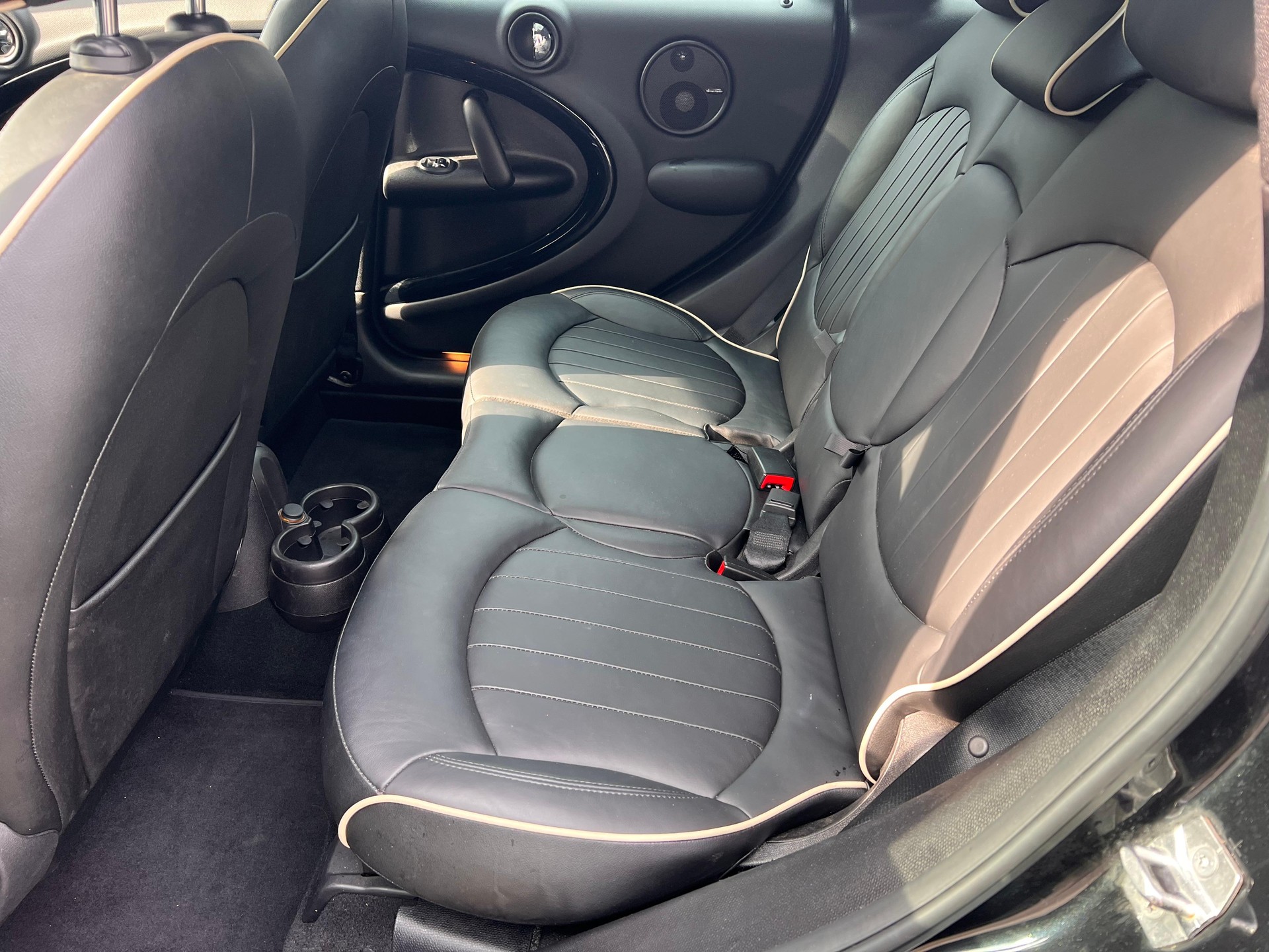 MINI Countryman R60 1.6i Cooper S ALL4-image-10