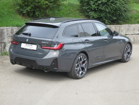 BMW 320d xDr 48V T M SportPro-showroom-element-3