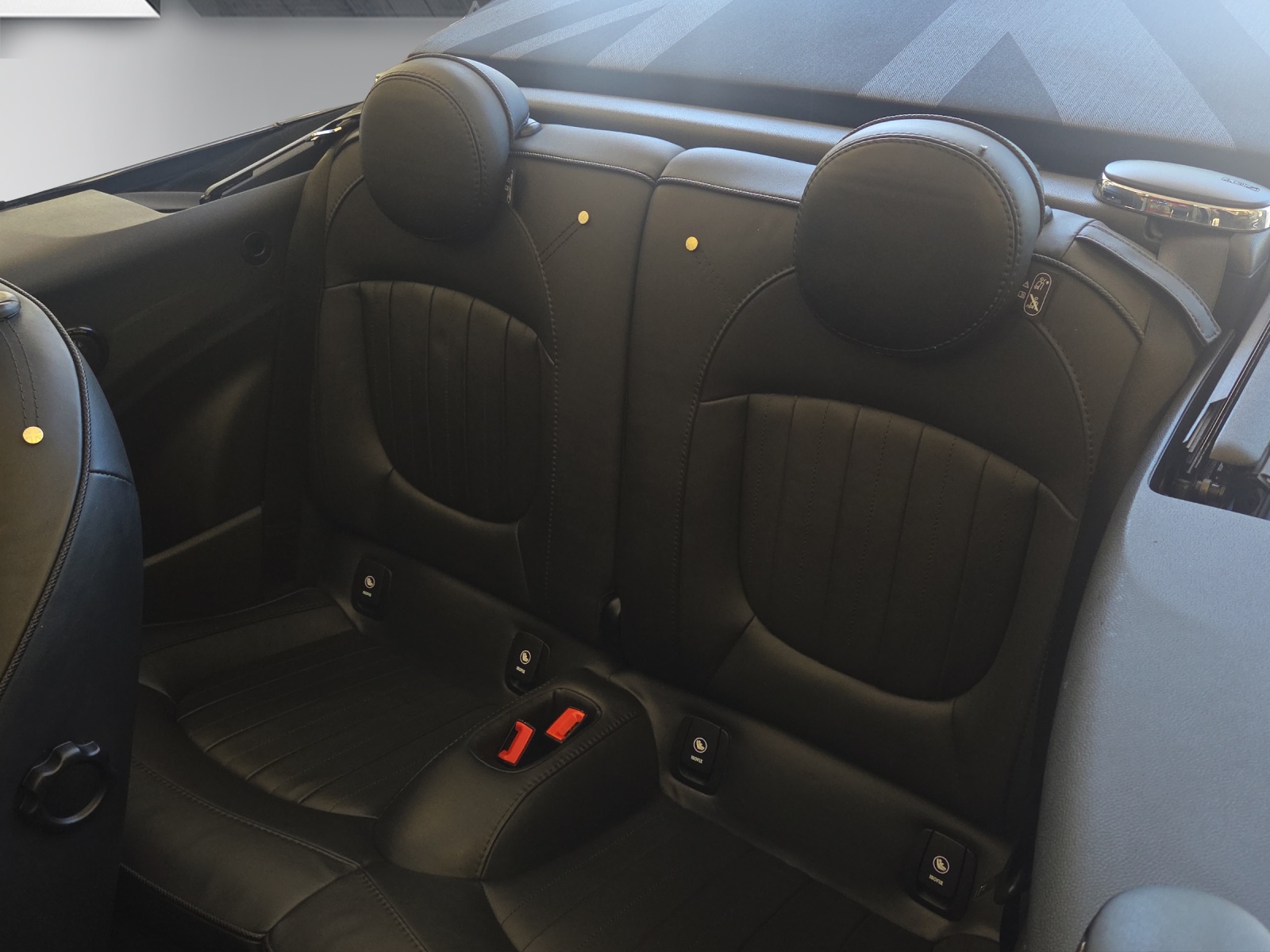 MINI Cooper S Cabriolet DKG-image-24