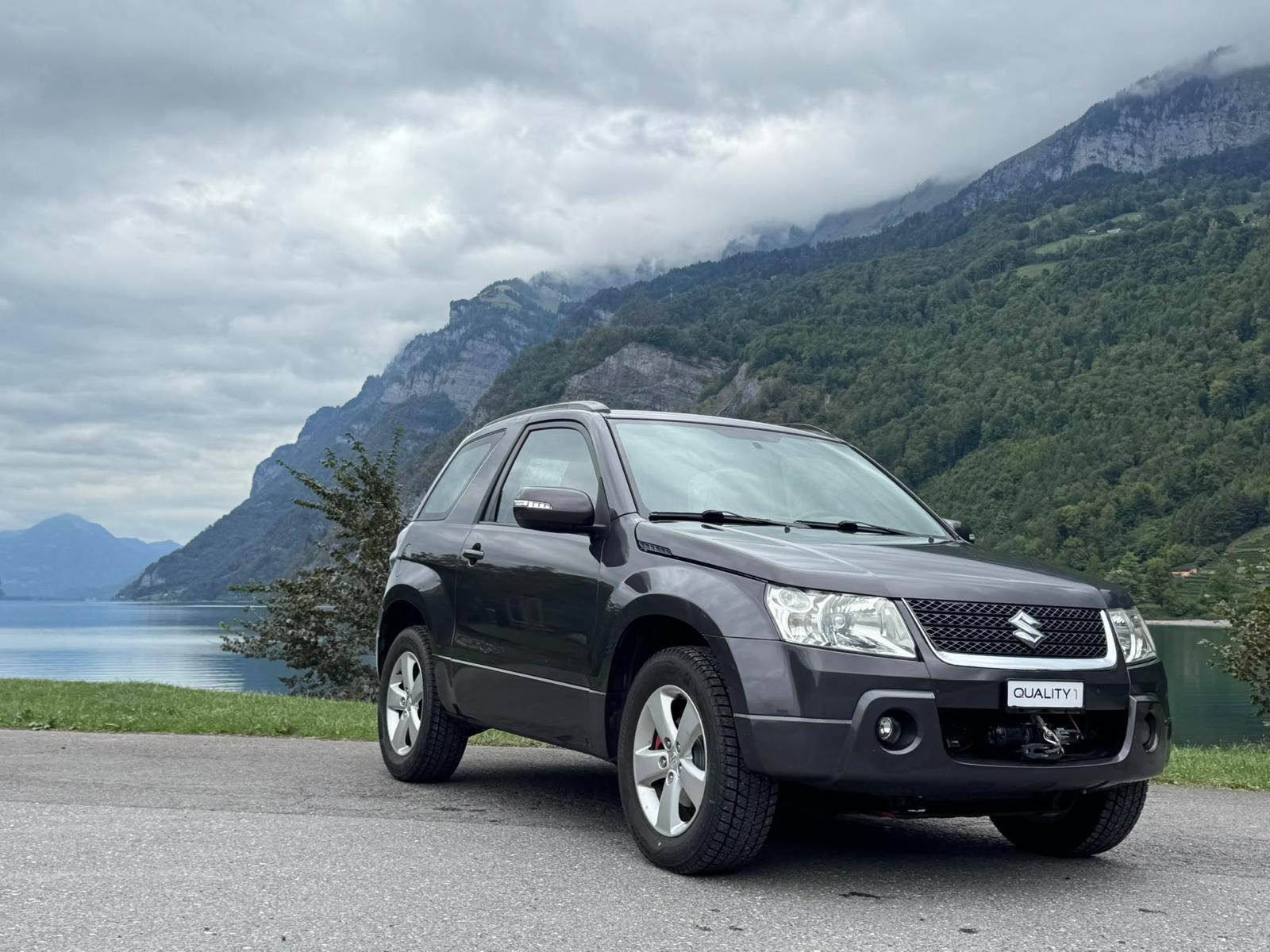 SUZUKI Grand Vitara 1.9 TD GL Top-showroom-element-1