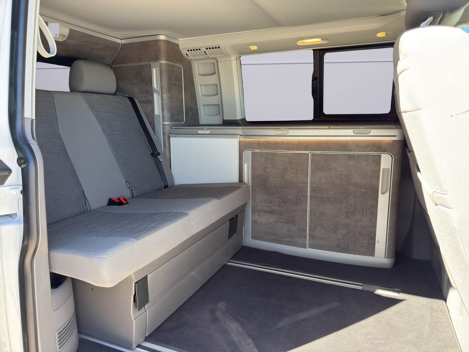 VW T6.1 California 2.0 TDI Ocean Ed.Liberty-image-6