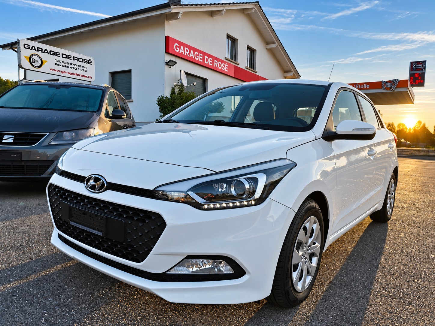 HYUNDAI i20 1.4 Amplia Automatic