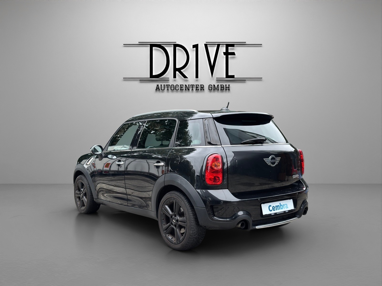 MINI Countryman Cooper S FWD-image-6