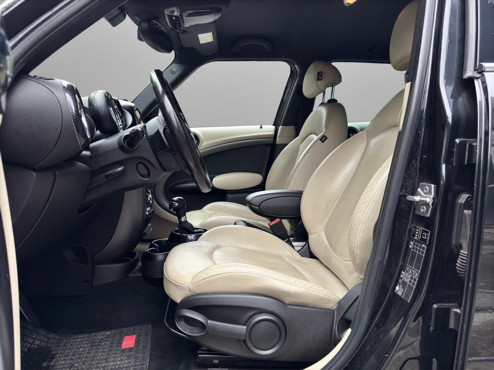 MINI Countryman Cooper S FWD-image-7
