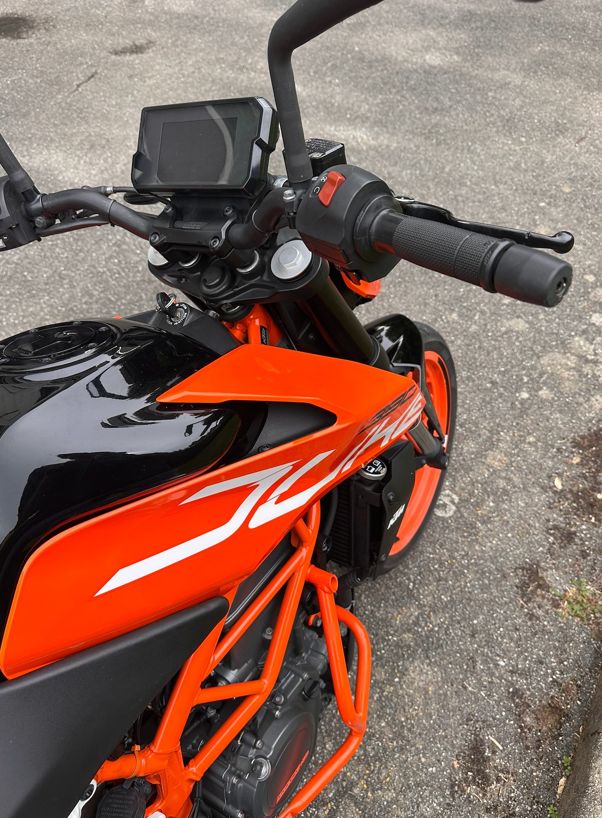 KTM 390 Duke ABS-image-3