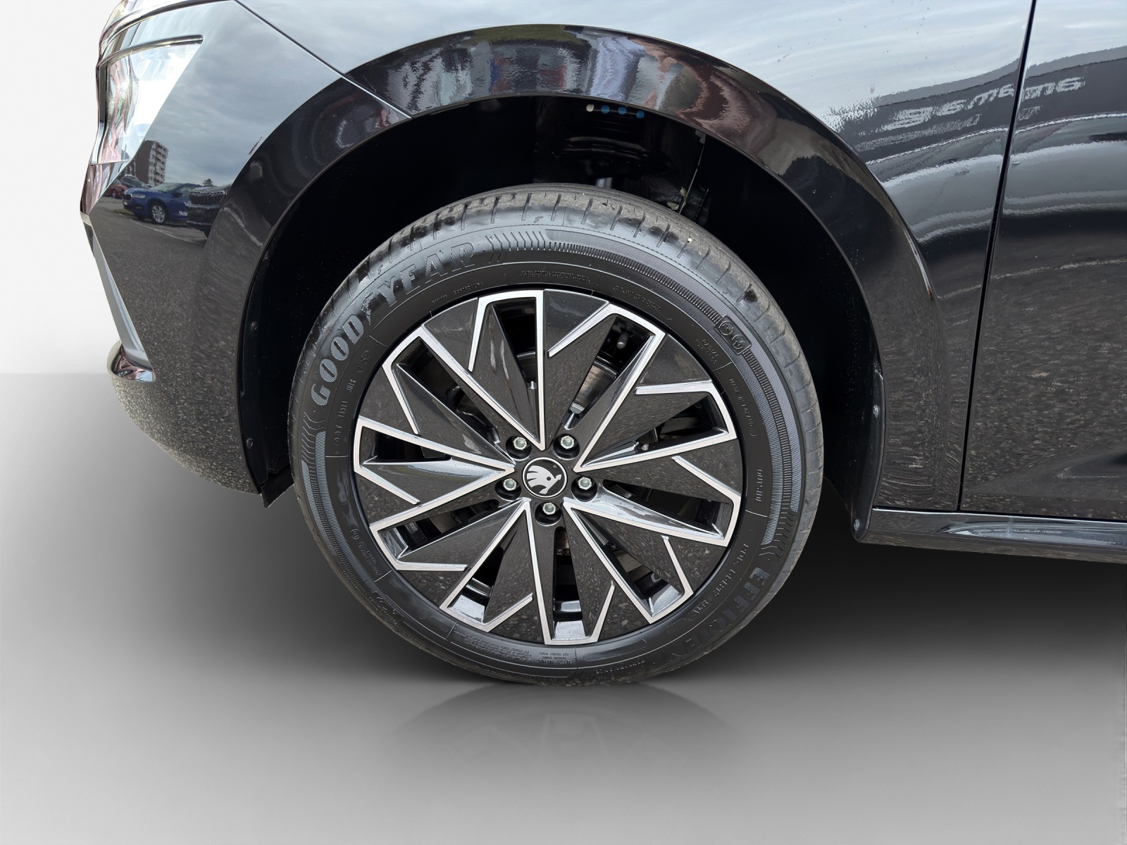 SKODA Kamiq 1.0 TSI Dynamic DSG-image-15