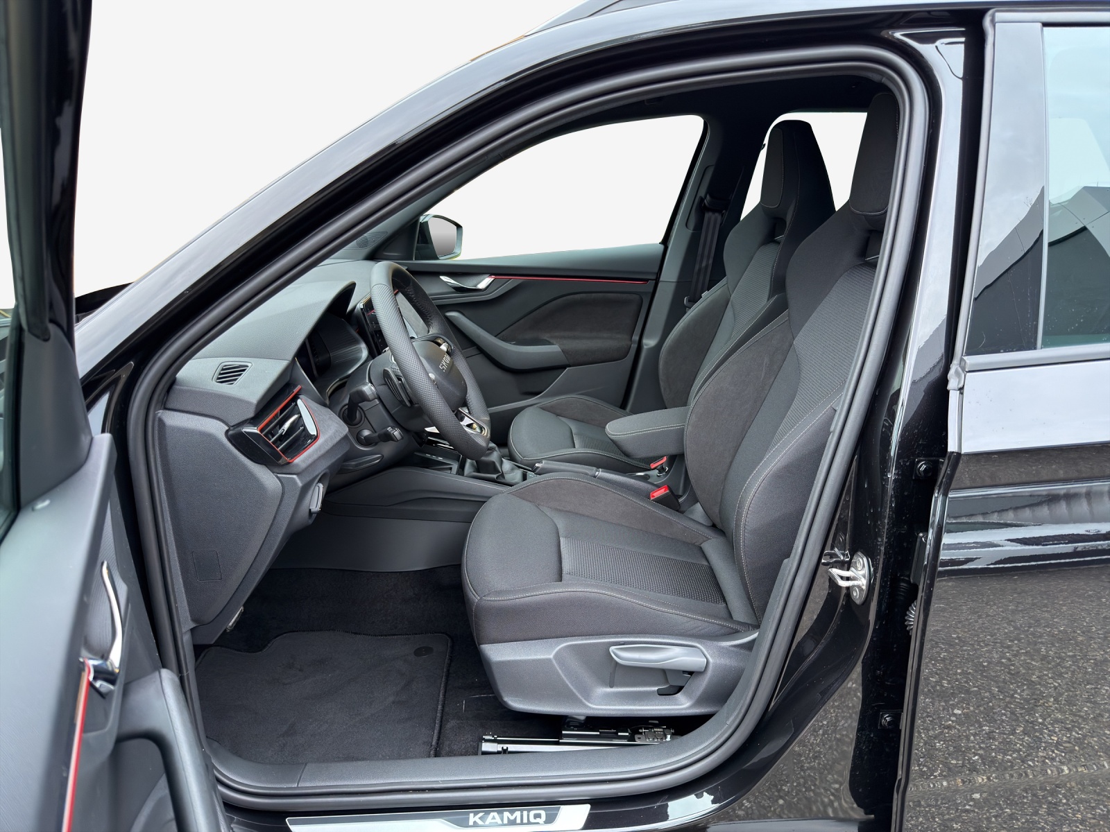 SKODA Kamiq 1.0 TSI Dynamic DSG-image-10