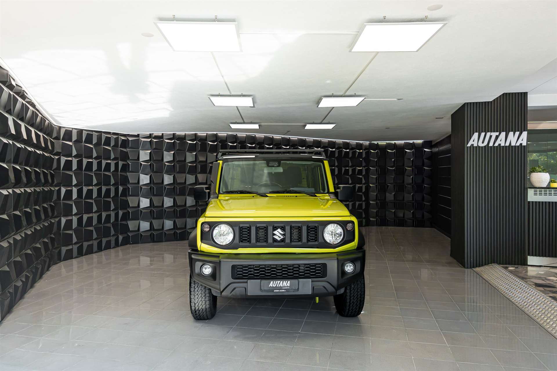 SUZUKI Jimny 1.5 Compact+ 4x4-showroom-element-3
