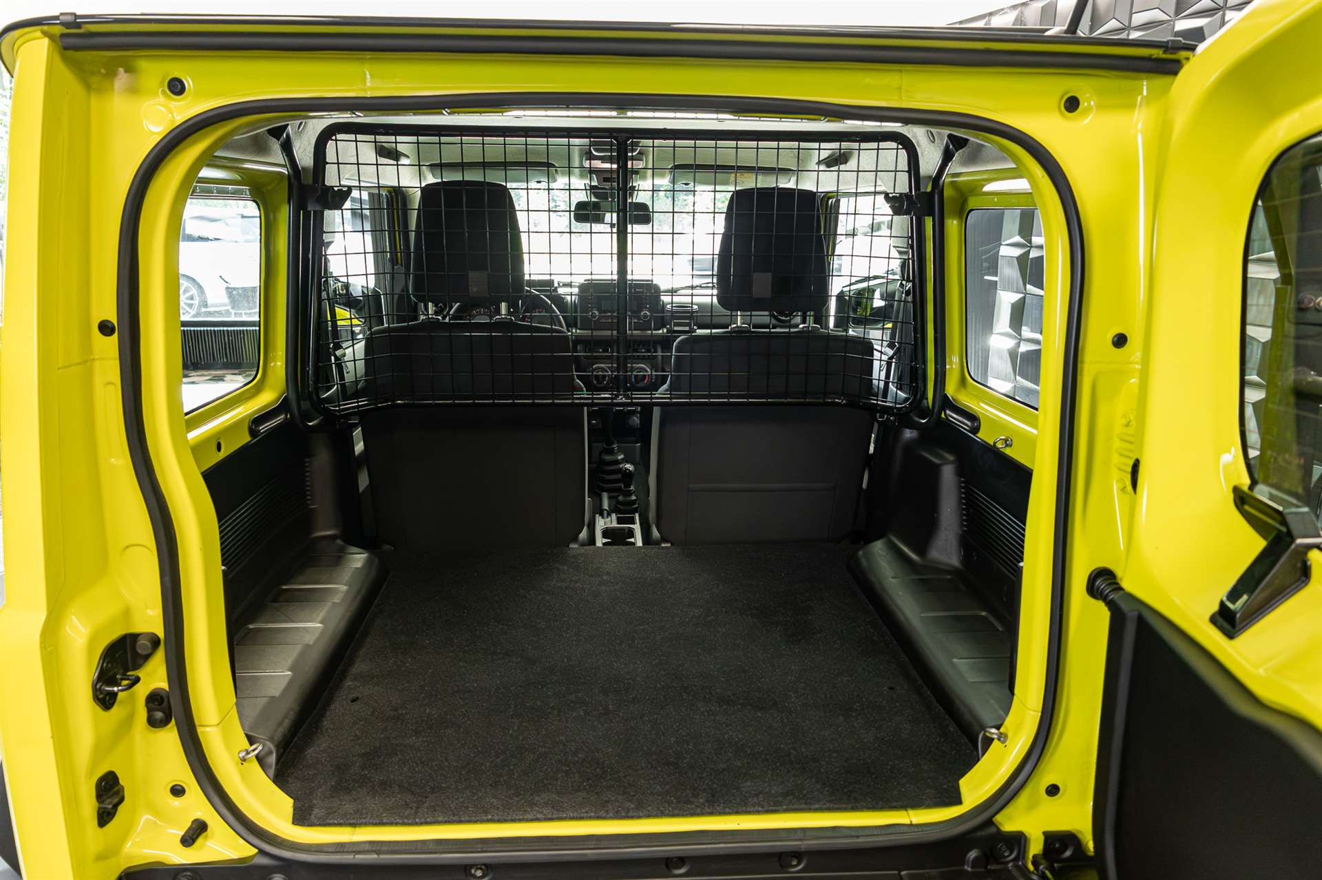 SUZUKI Jimny 1.5 Compact+ 4x4-image-19