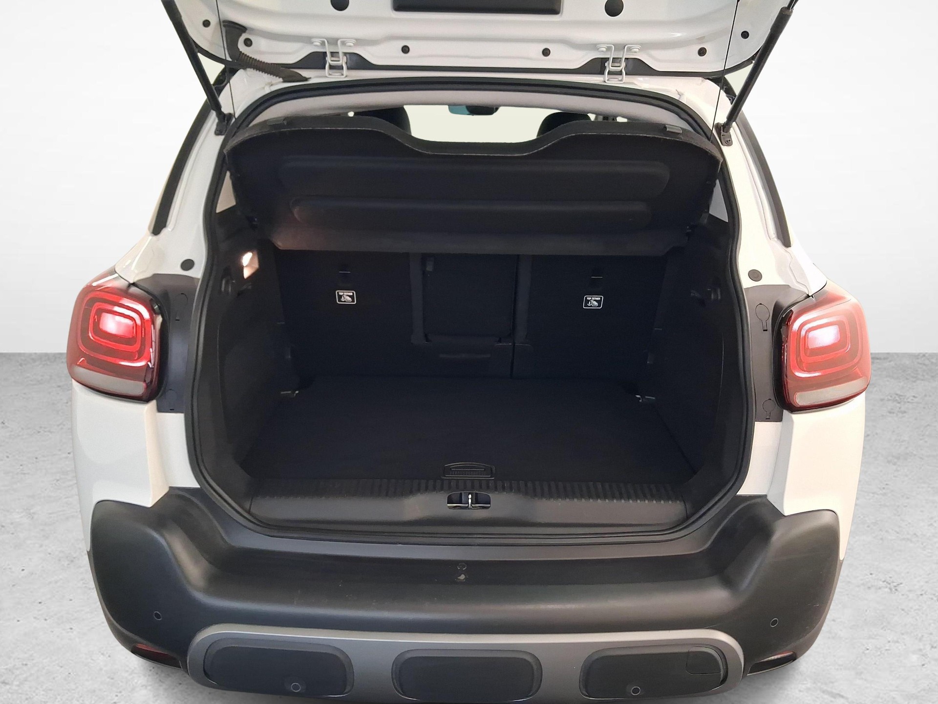 CITROEN C3 Aircross 1.5 BlueHDi Shine-image-11