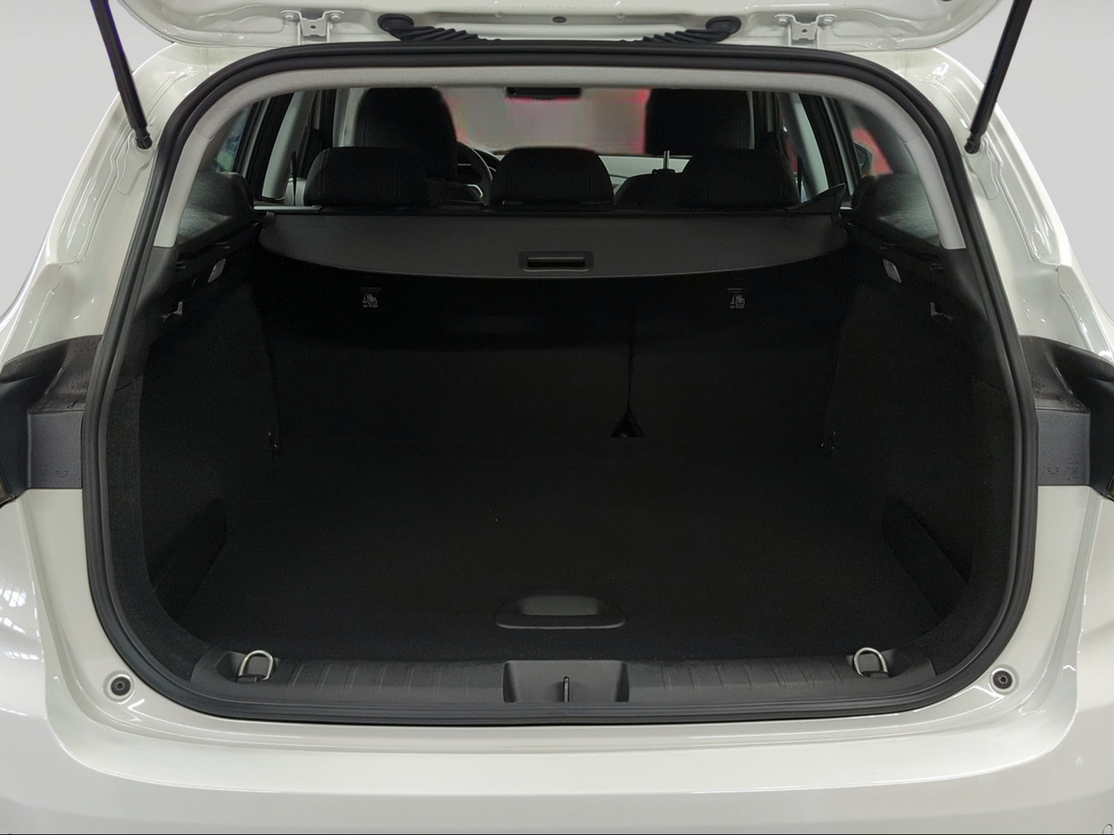 FIAT Tipo SW 1.5T MHEV Swiss Ed. Cross DCT7 130 PS-image-4