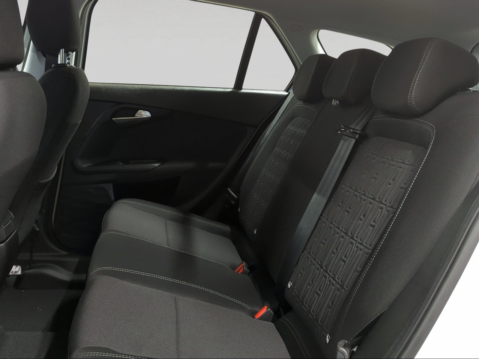 FIAT Tipo SW 1.5T MHEV Swiss Ed. Cross DCT7 130 PS-image-8